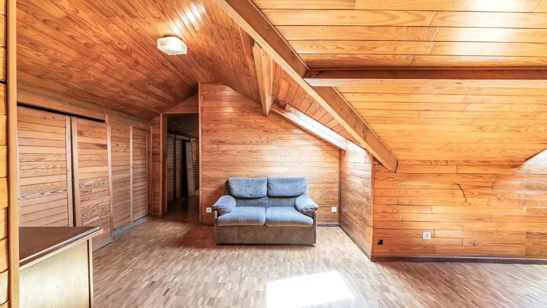 Ruime vrijstaande woning op een prachtig perceel van 746 m² in Rekem foto 18