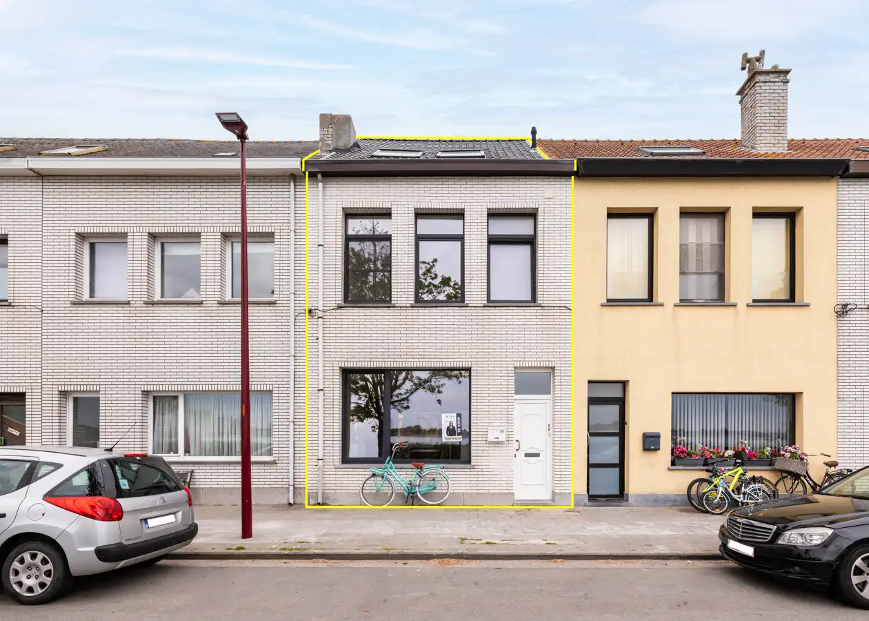 gezinswoning met 4 slaapkamers zicht op Spuikom foto 3