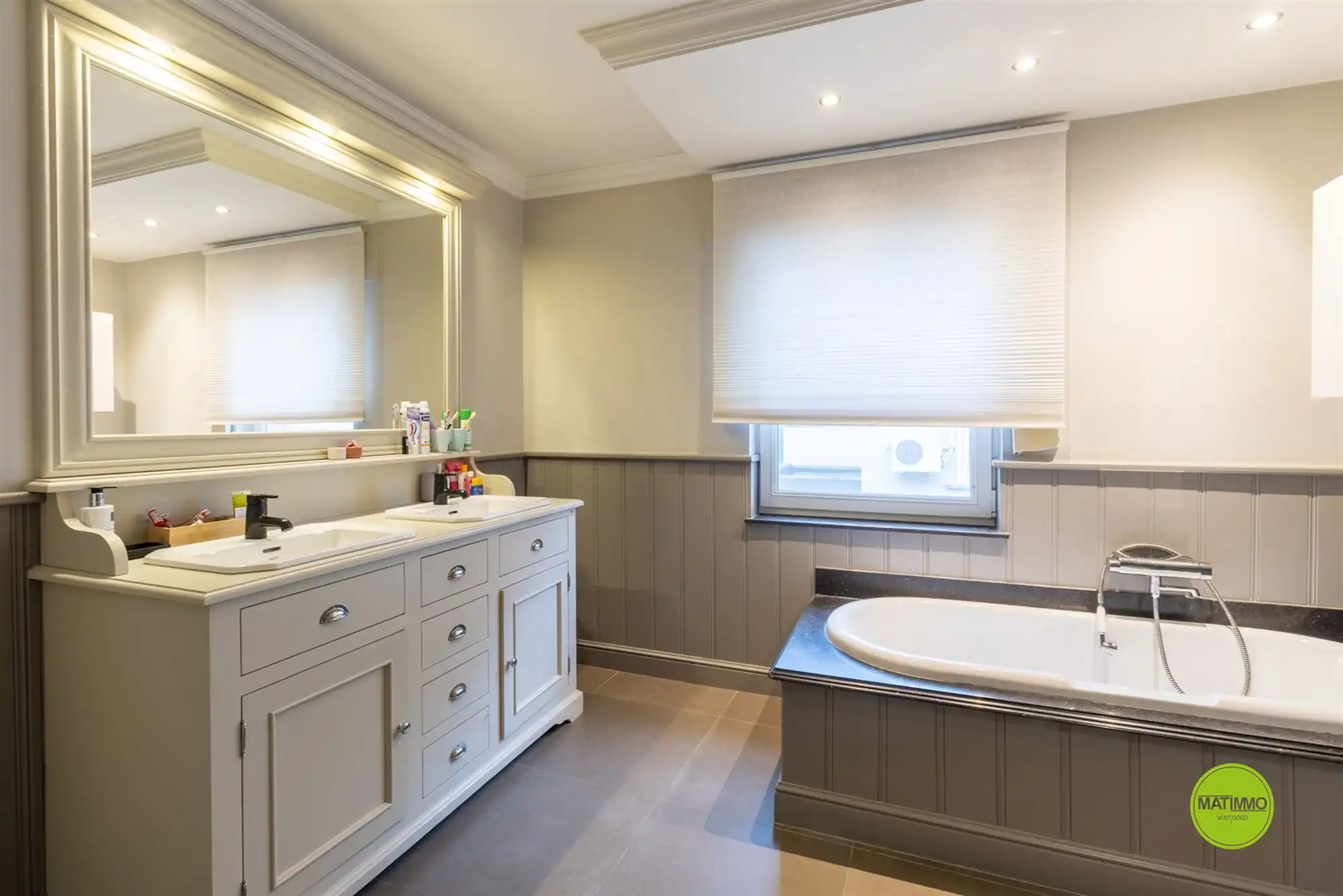 Ruime, energiezuinige gezinswoning met zwembad in Laakdal foto 24