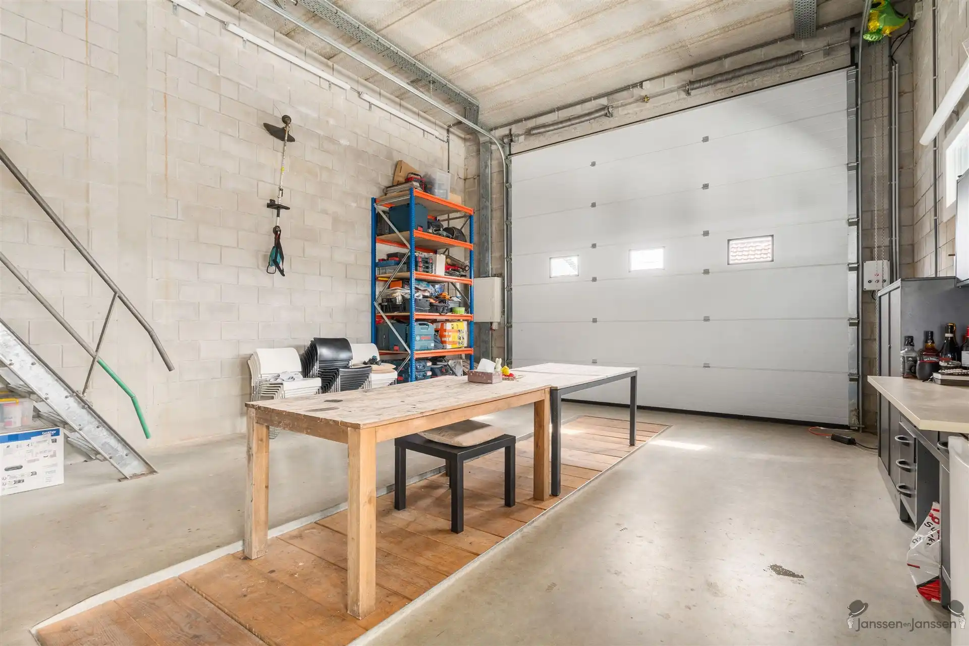 Vrijstaande woning met modern bijgebouw en renovatiepotentieel in groen Beverlo foto 17