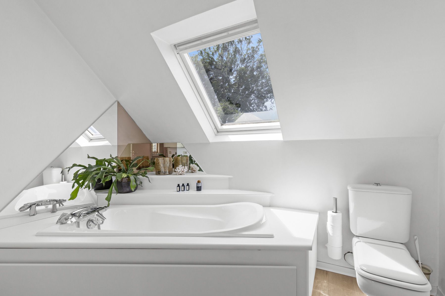 Stijlvolle woning in rustige woonwijk te Nazareth foto 16