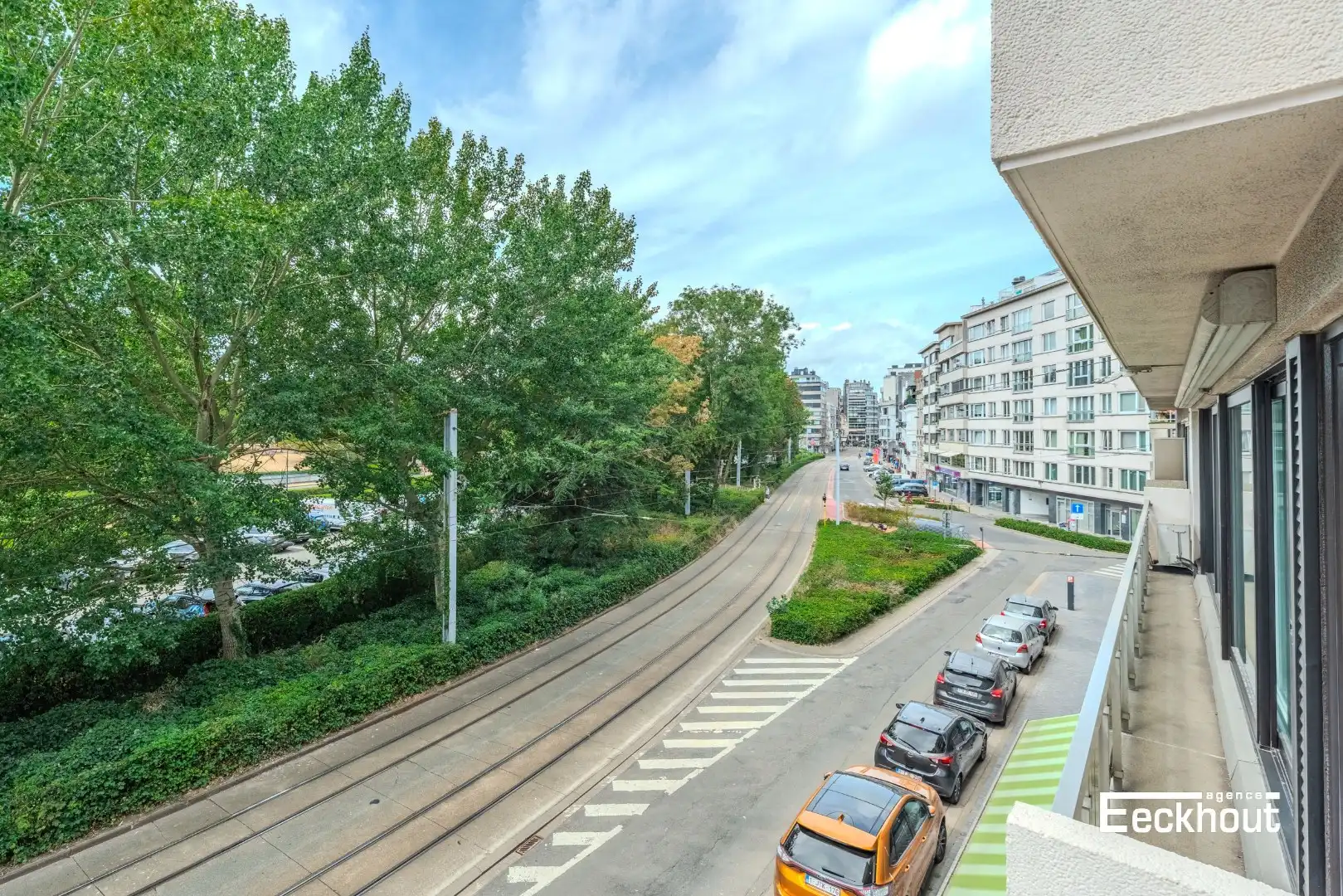 2 slaapkamer appartement op gegeerde locatie met open parkzicht foto 3