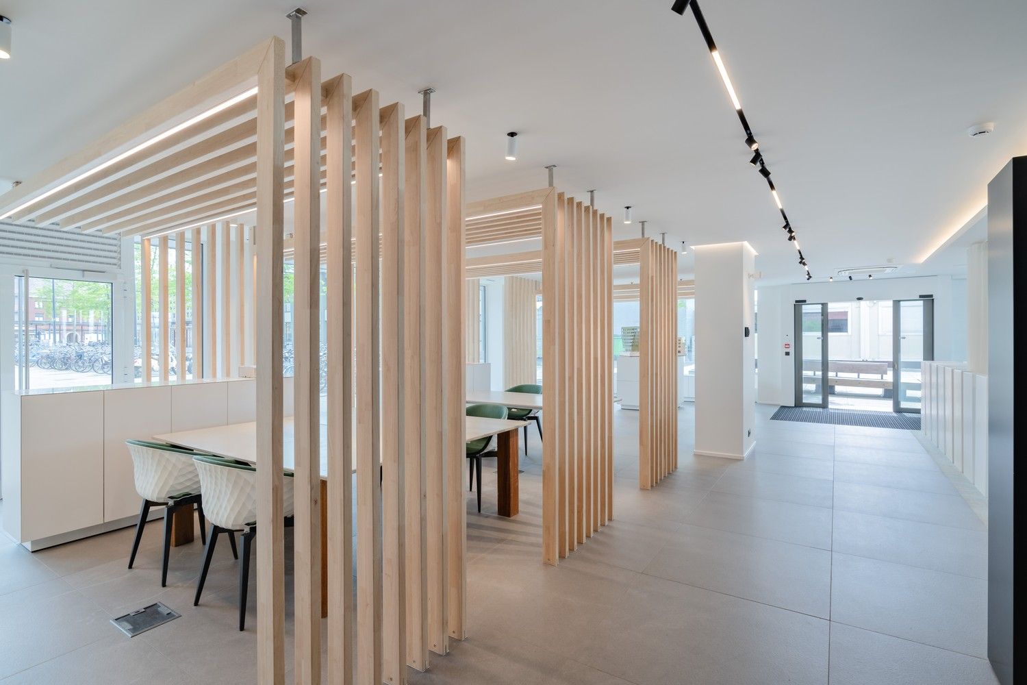 220m² kantoor/showroom foto 10