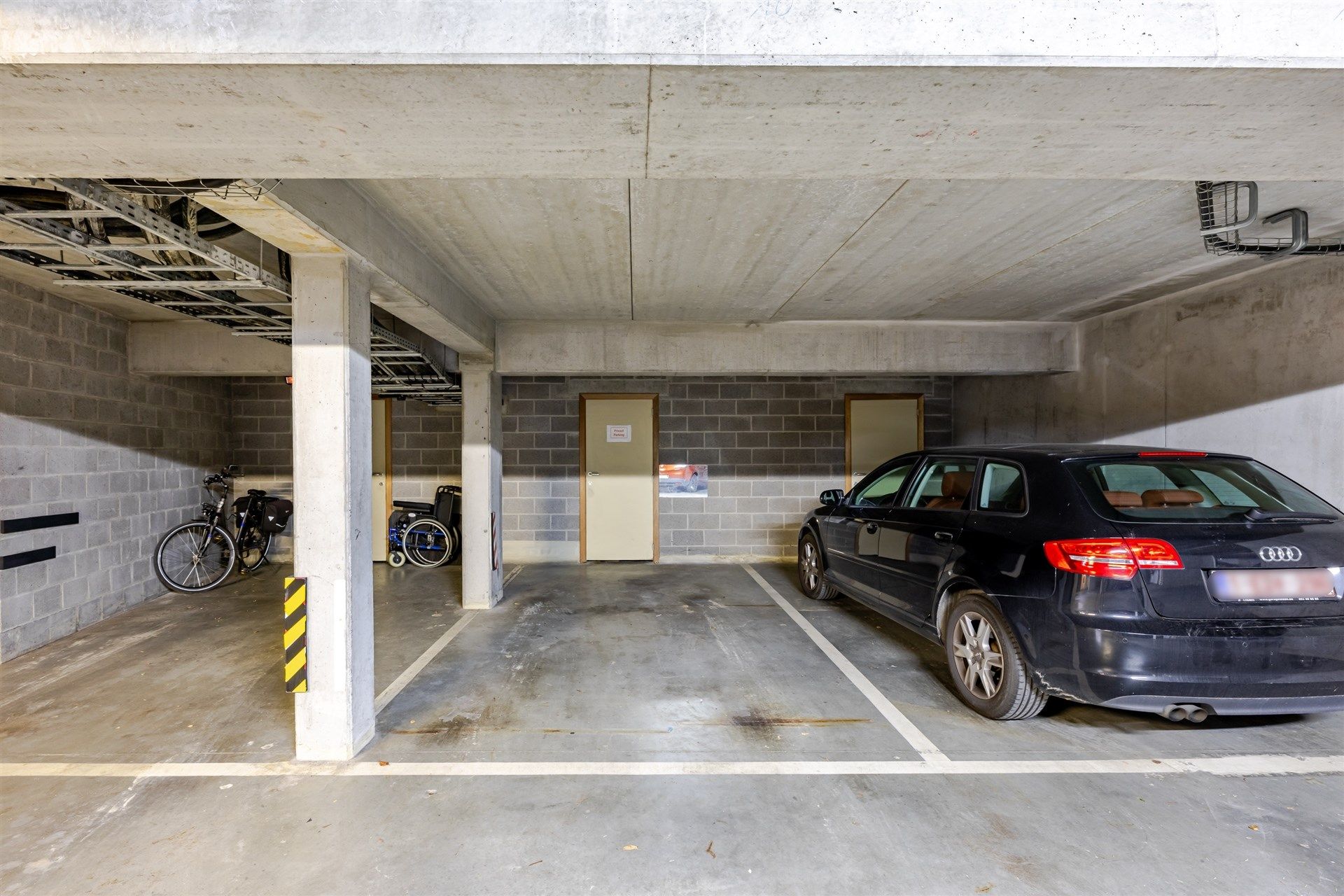 Ruim appartement met twee slaapkamers in het centrum van Aalst foto 20