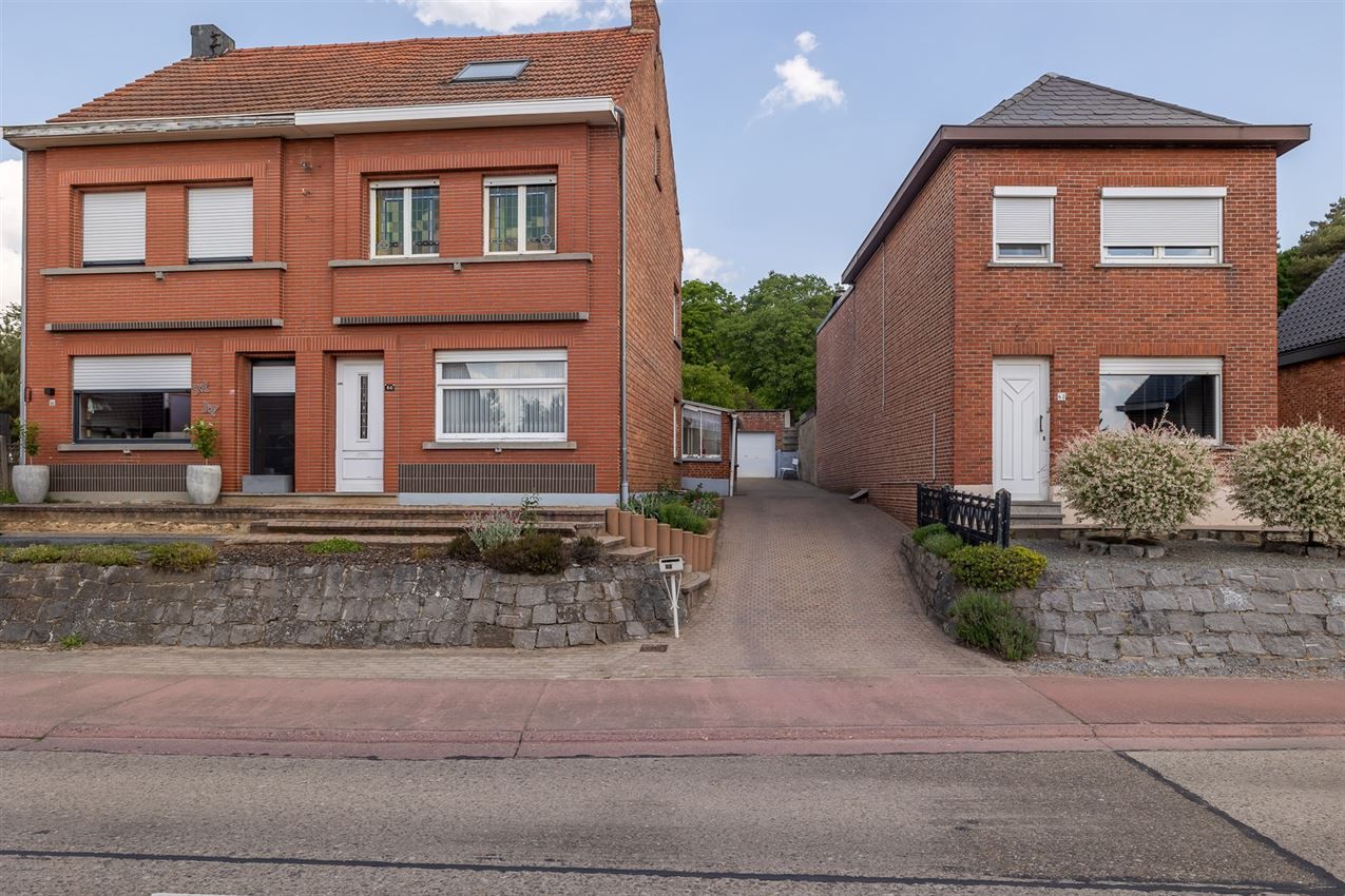robuuste te renoveren woning op 11a10ca foto 5