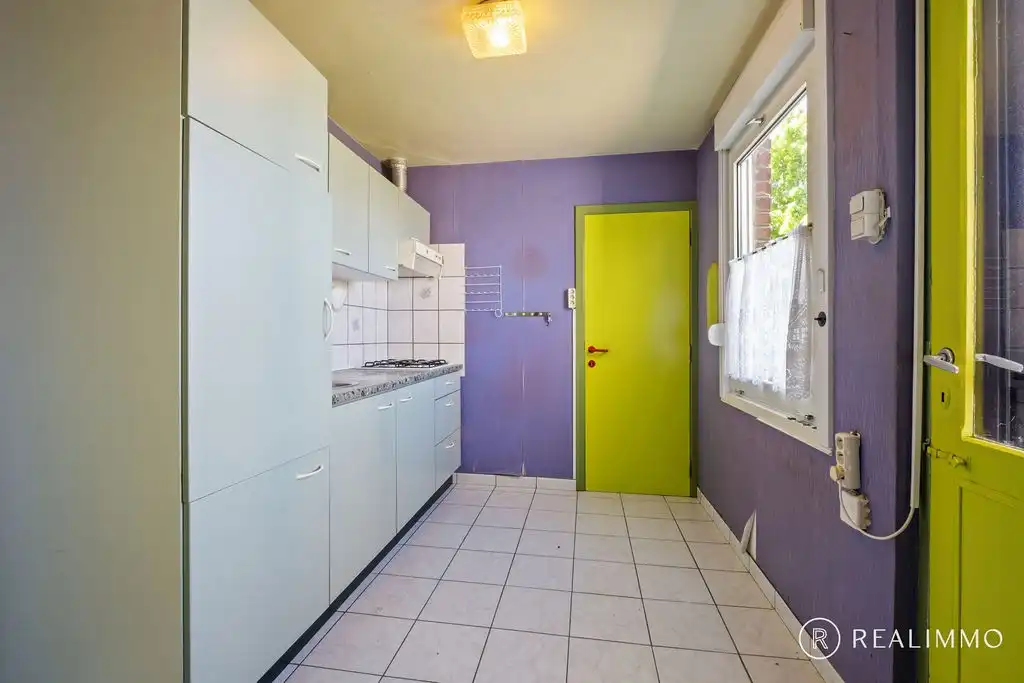 Renovatieproject met uitbreidingsmogelijkheden in rustige straat foto 8