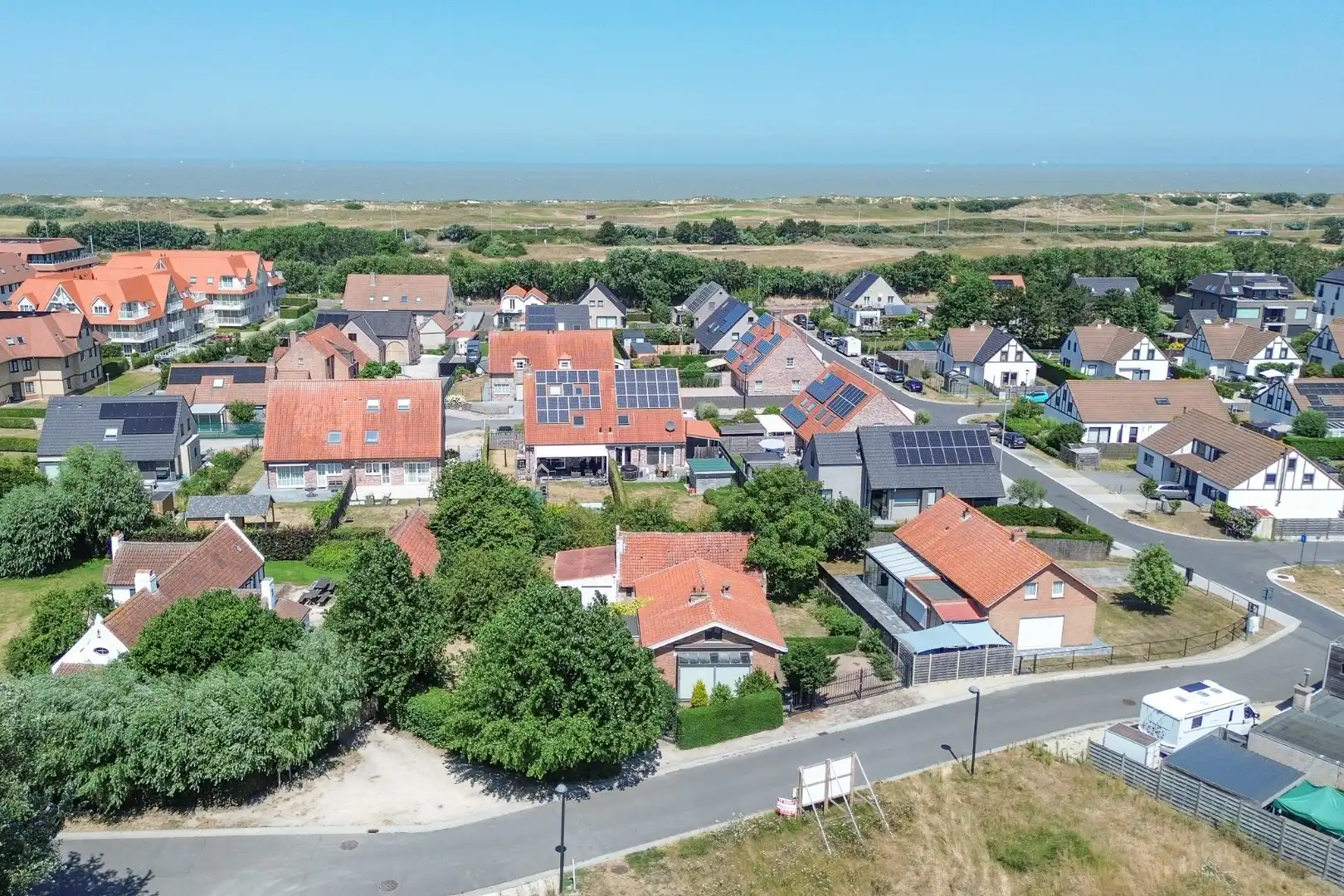 Authentieke en karaktervolle bungalow met veel mogelijkheden in Vosseslag, De Haan foto 20