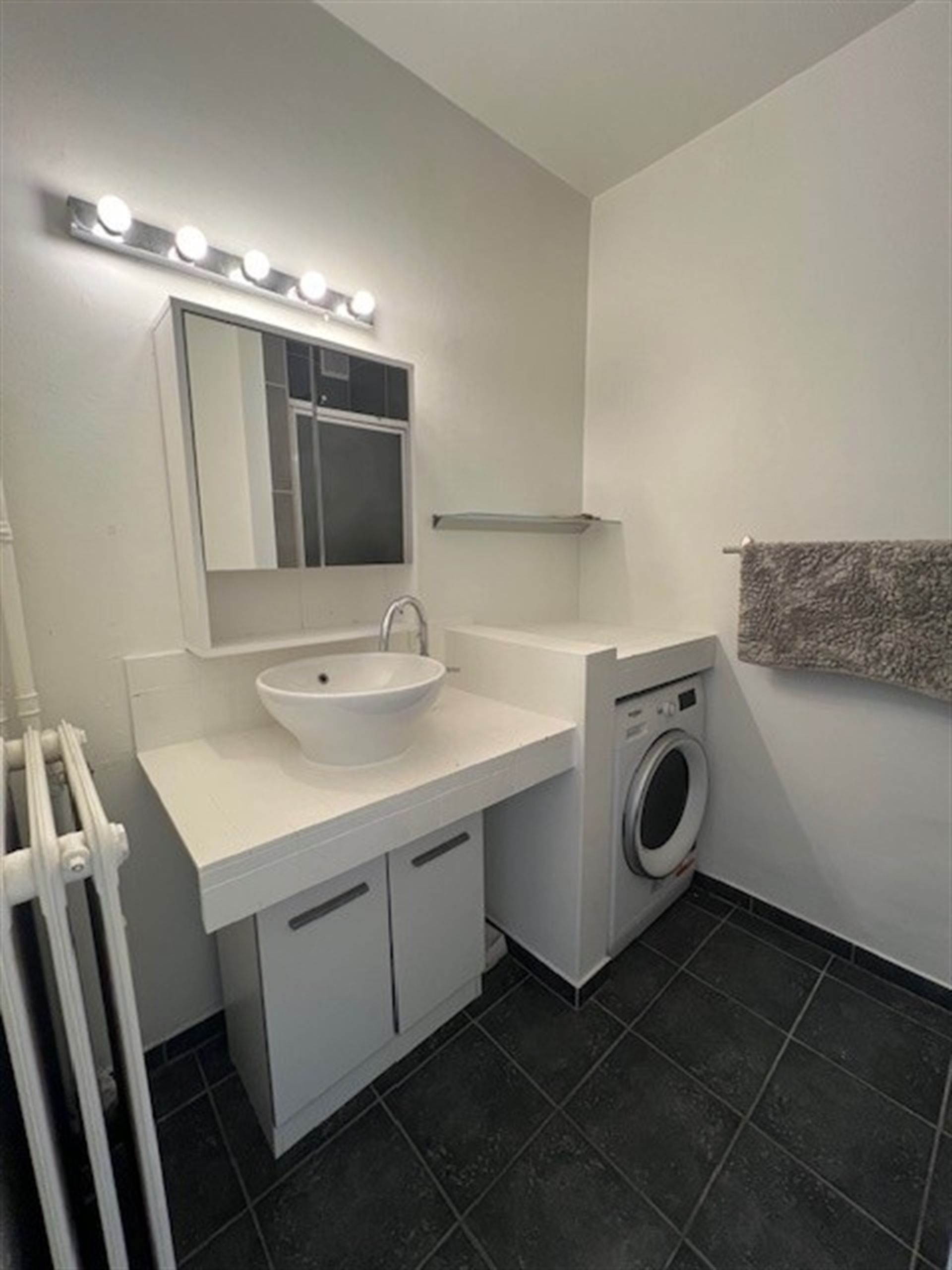Instapklaar appartement nabij het centrum foto 6