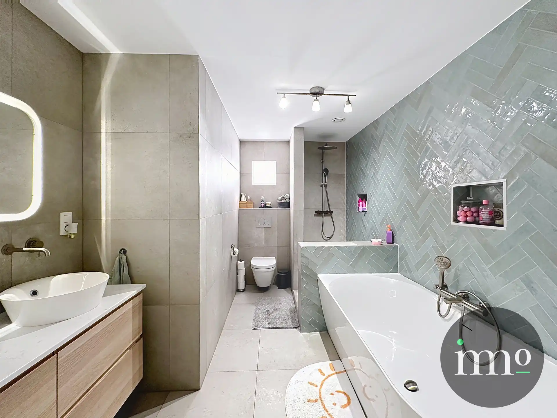 Kwalitatief afgewerkte recente bel-étage woning met tuin en terras op topligging foto 23