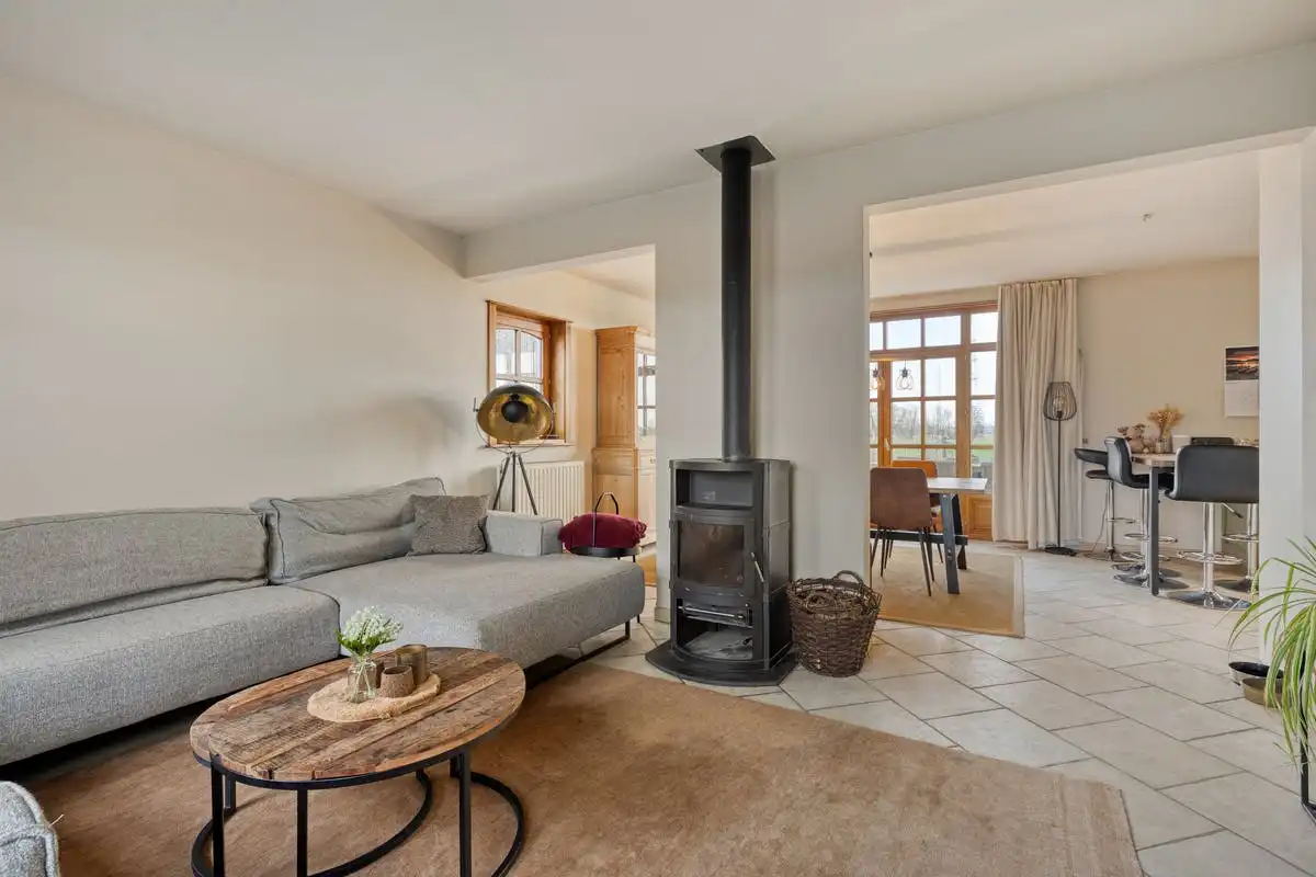 Huis met 4 slaapkamers en atelier te koop in Avelgem foto 6