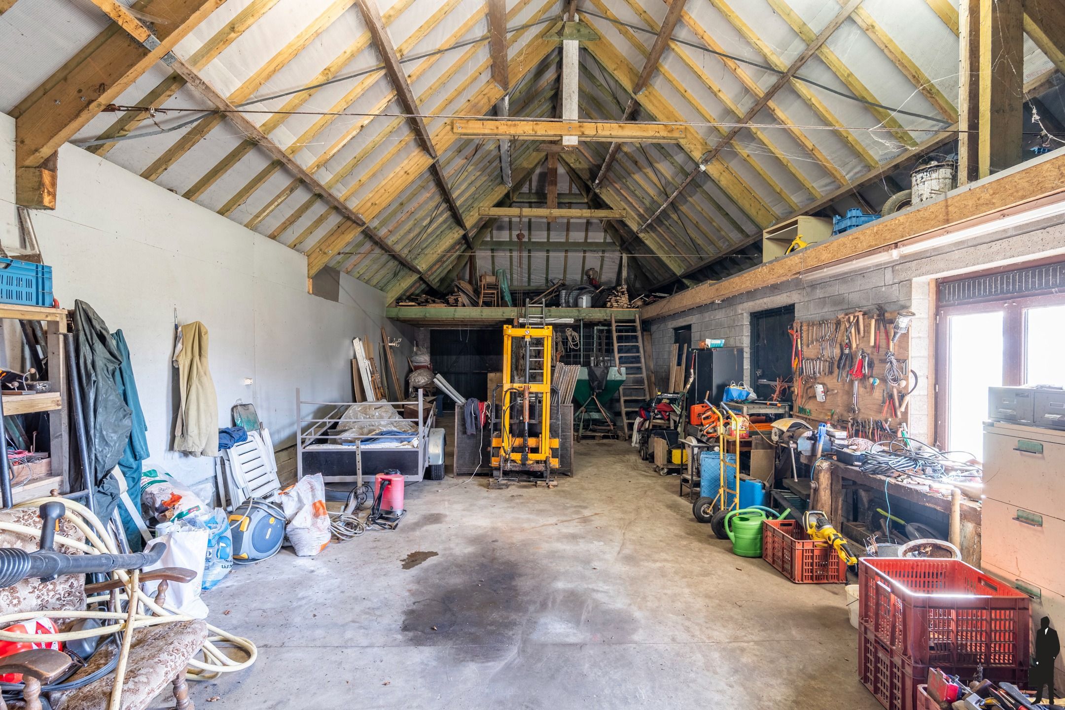 Landelijk gelegen woning in Minderhout op ca 9.000 m² grond foto 43