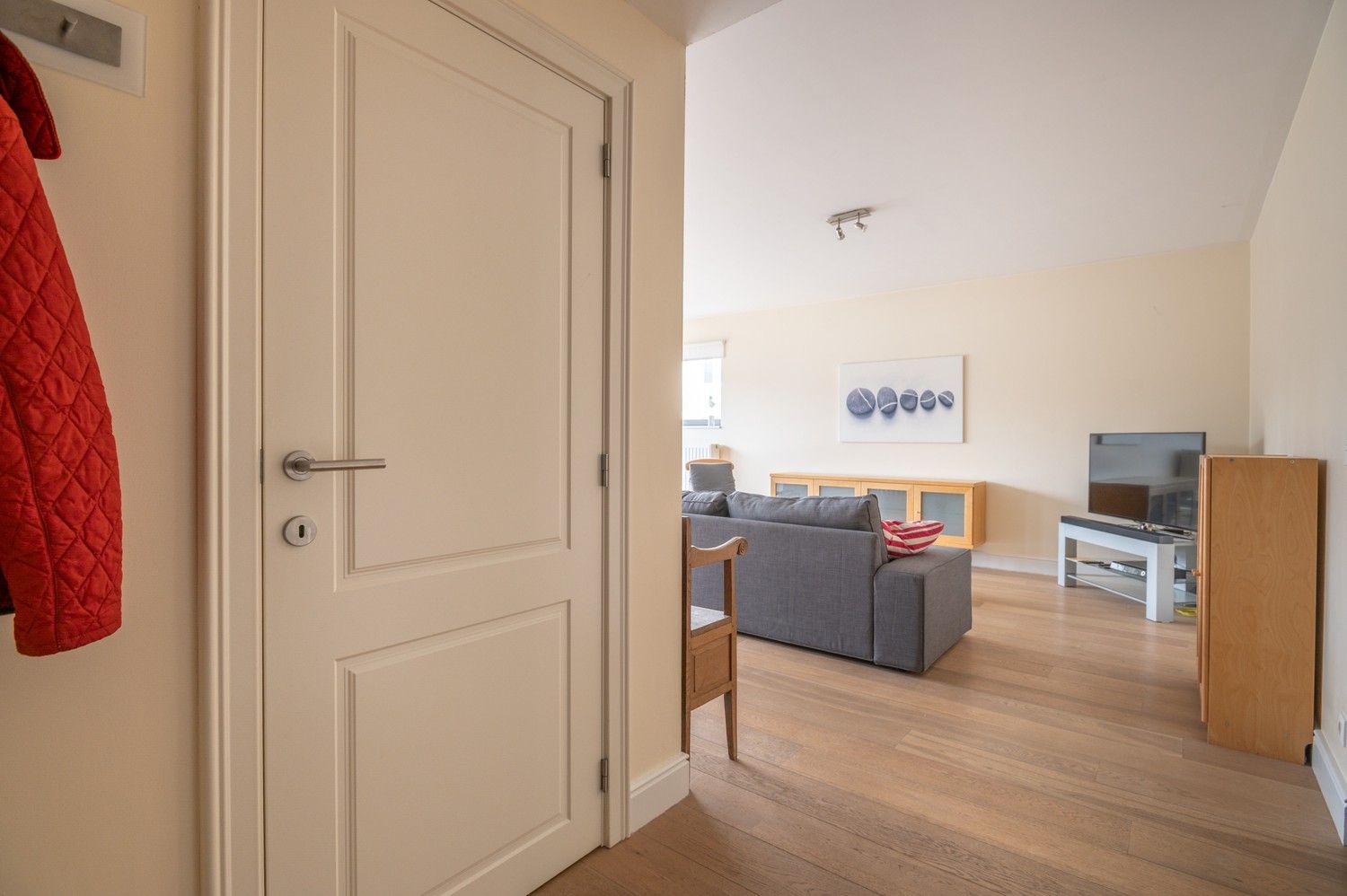 Instapklaar, luxueus appartement met 3 slaapkamers, zonnig terras & overdekte parkeerplaats in Kontich foto 8