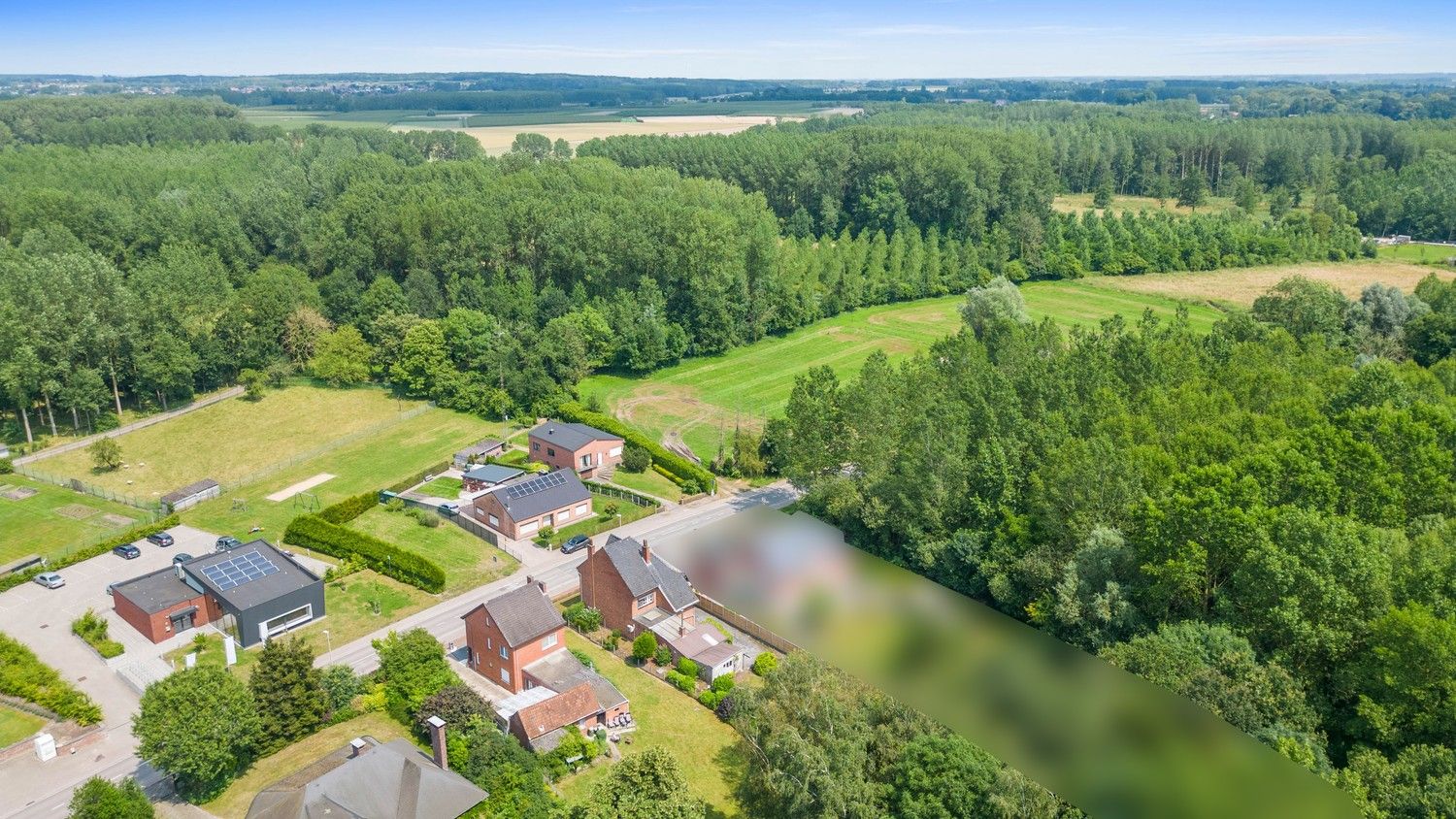 Zeer verzorgde woning met 3 slaapkamers omringd door groen foto 20