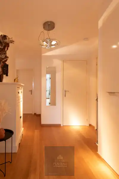 Prachtig appartement met 3 slpk en grote terrassen, zeer centraal gelegen te Nieuwpoort-Stad op slechts 150m van de markt. foto 27