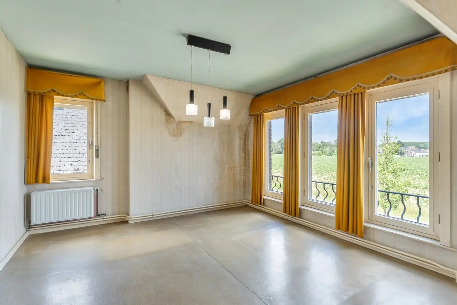 Te renoveren open bebouwing op mooie ligging nabij de Vaart foto 17