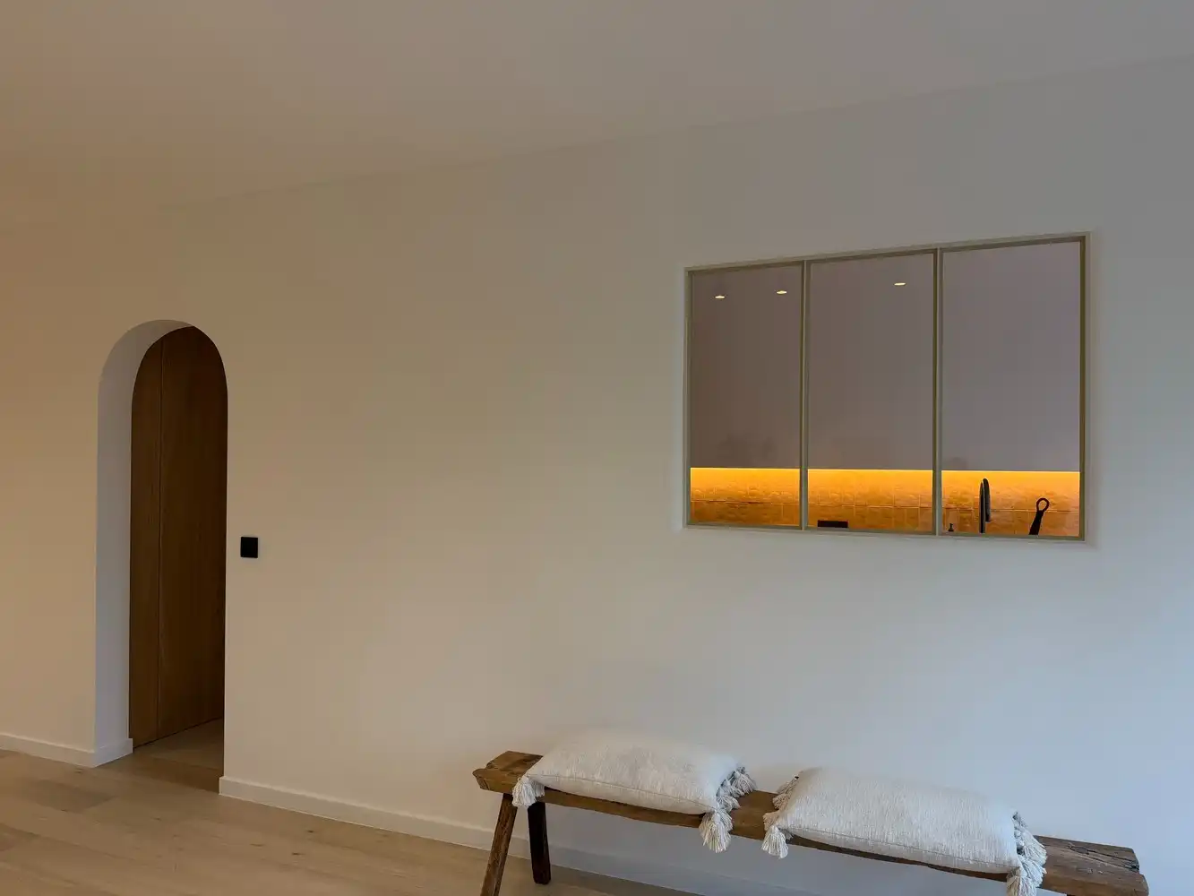 Bijzonder aantrekkelijk gerenoveerd appartement langs de Coupure met hoogwaardig gerenoveerd interieur en twee terrassen foto 28