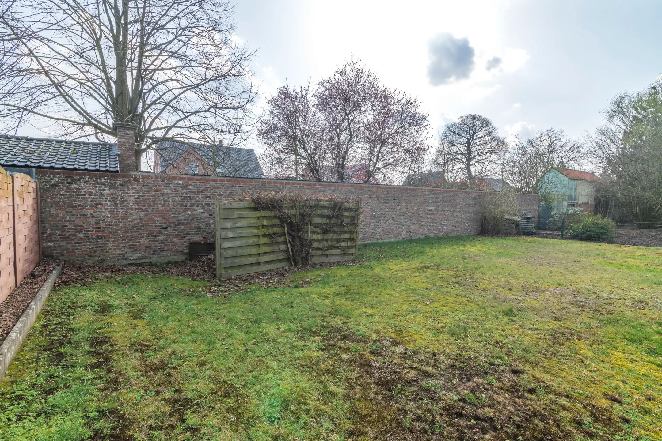 Gelijkvloers wonen met zonnige tuin op een ruim perceel foto 37