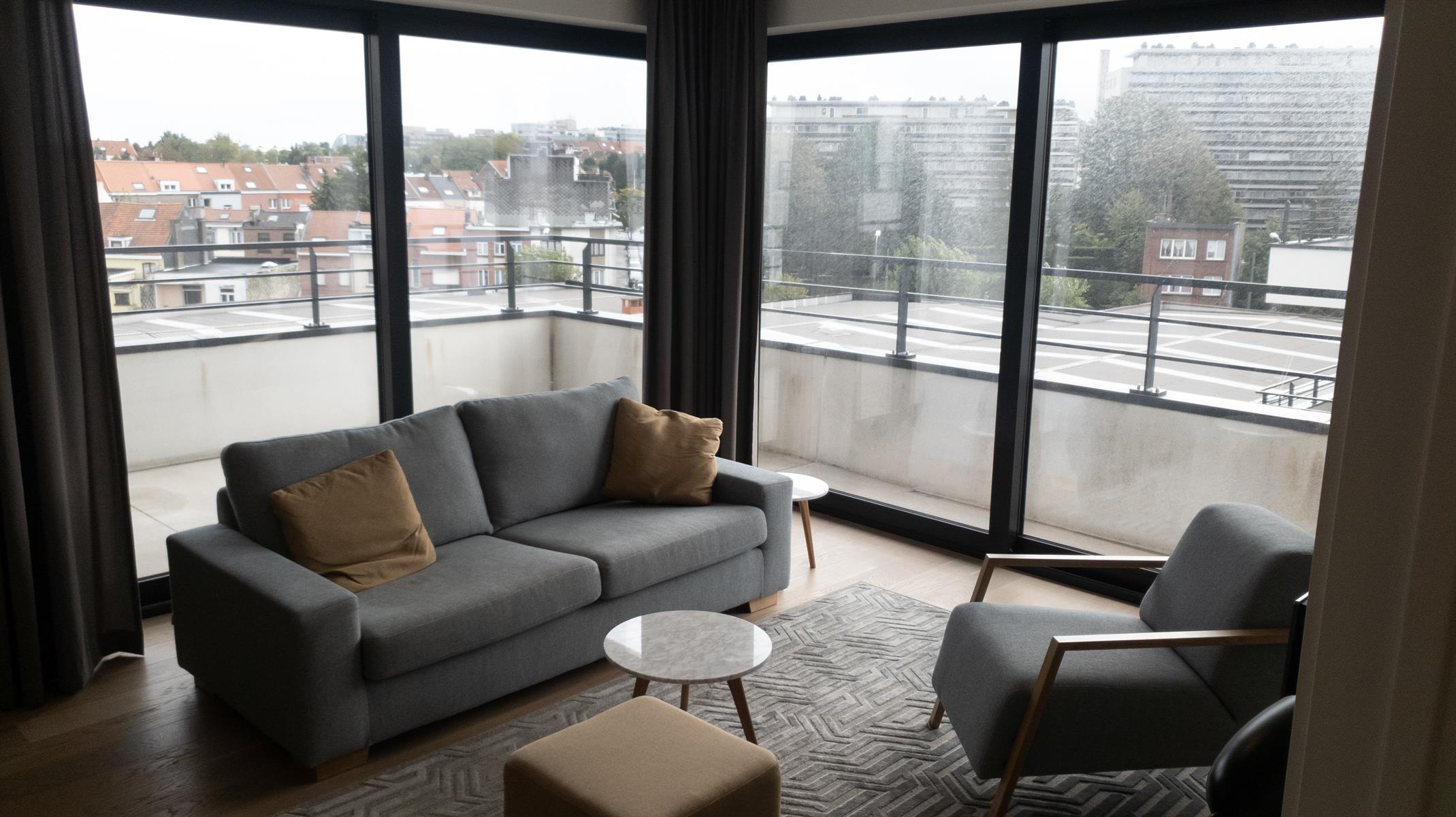 LICHTRIJK - Appartement 2 kamers (NAVO area) foto 3