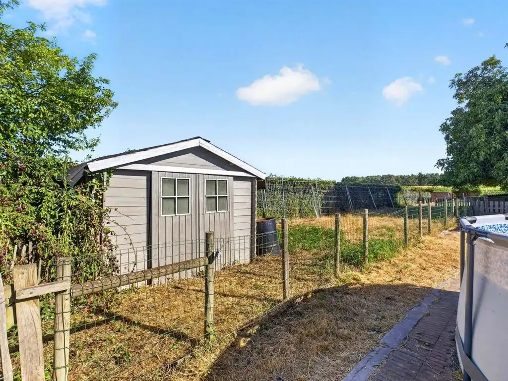 Charmante, rustig gelegen vrijstaande woning foto 10