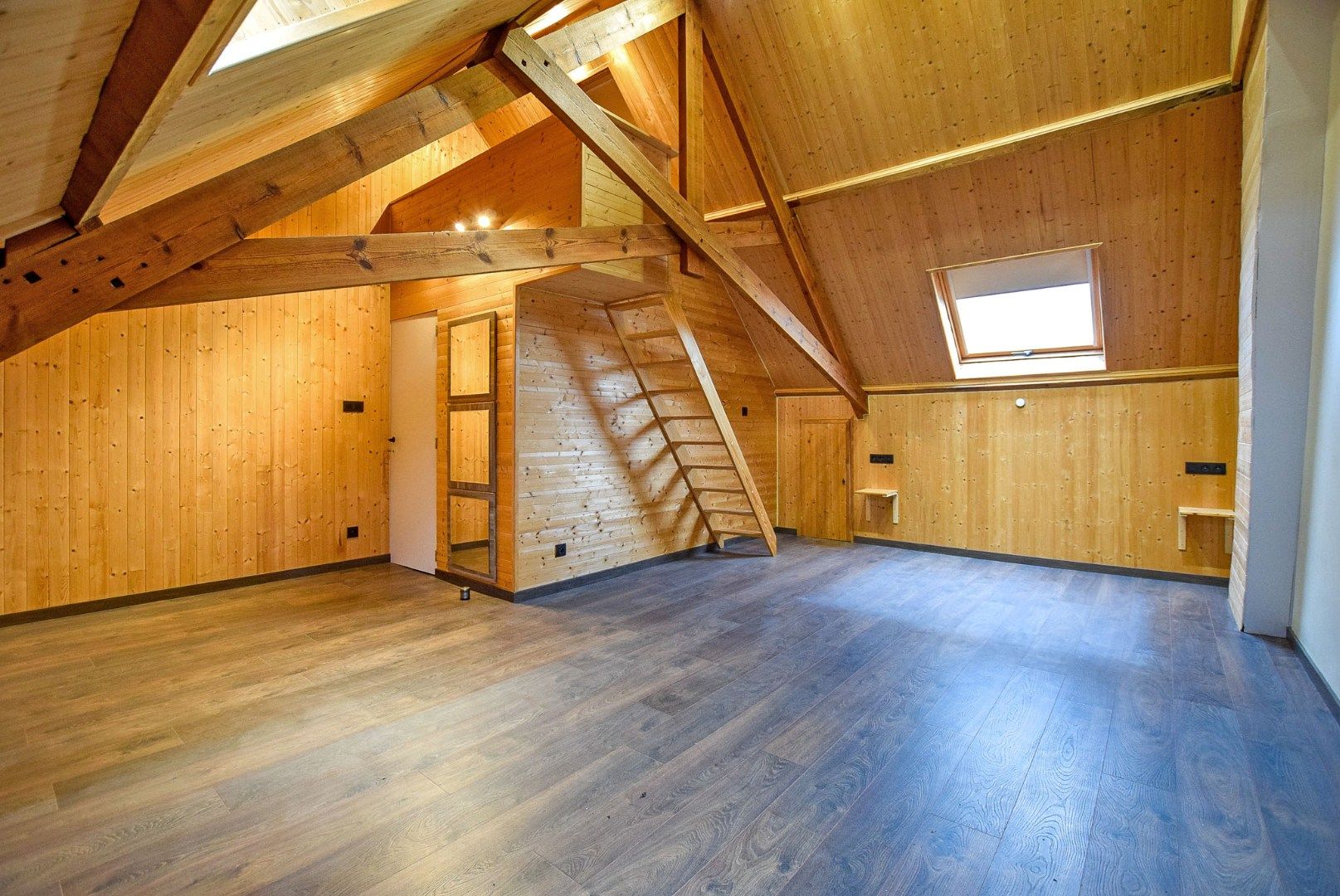 Gerenoveerde rijwoning te huur op 273m² met 3 slaapkamers te Adinkerke (De Panne)!  foto 19