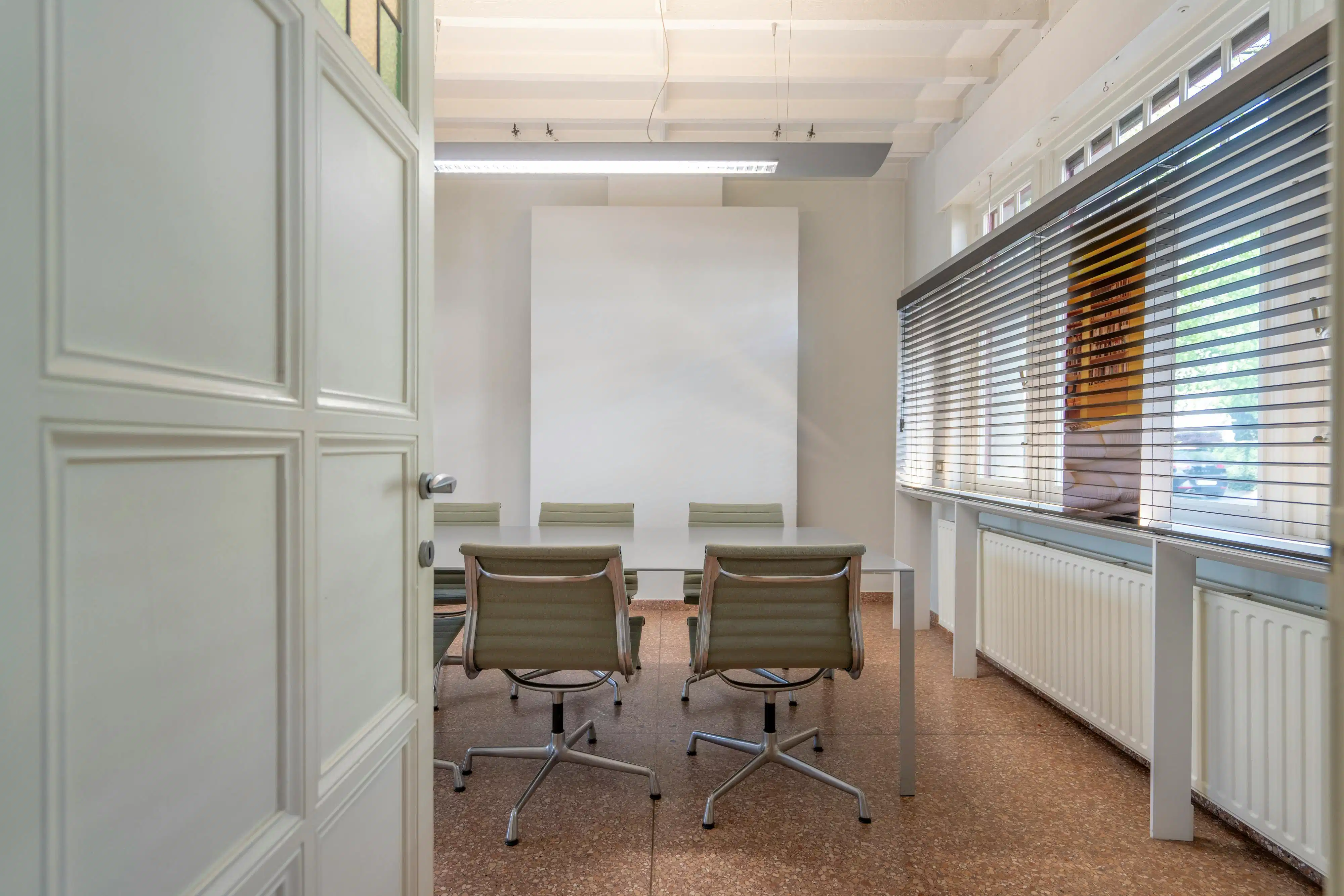 Karaktervolle burgerwoning op toplocatie in groene omgeving foto 6