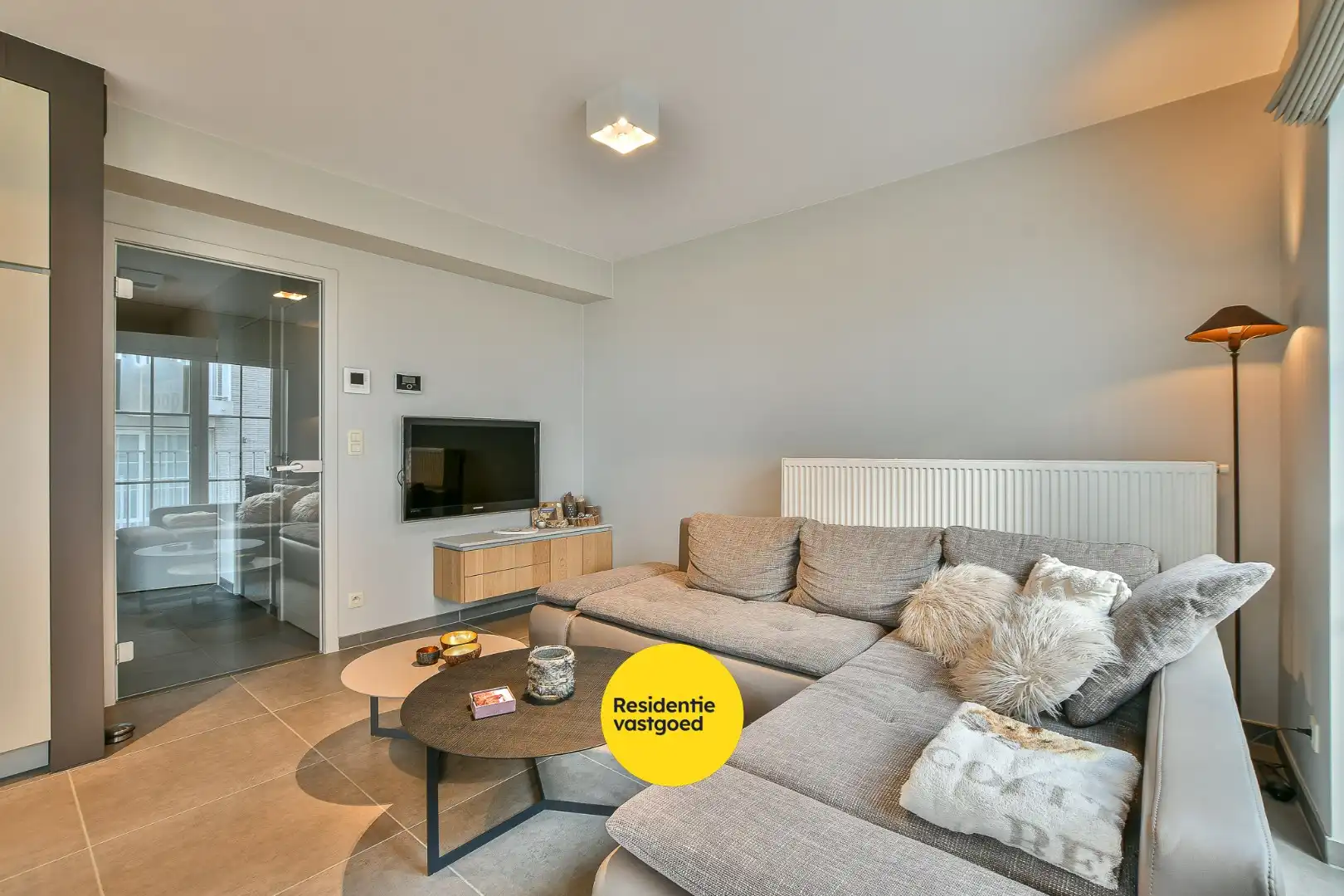 Gelijkvloers 2-slaapkamerappartement met tuin op toplocatie vlakbij de zee!  foto 4