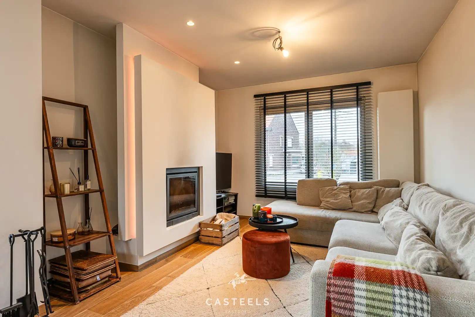 Met smaak gerenoveerde woning te koop in Gavere foto 5