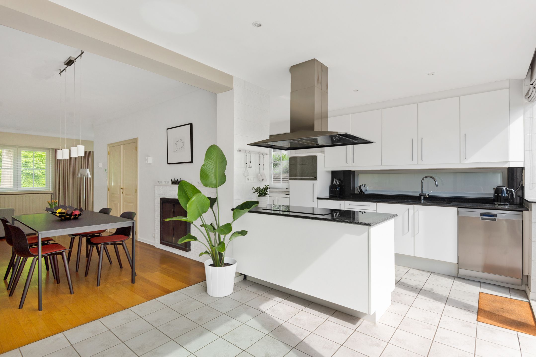 Instapklare halfopen woning op toplocatie foto 7