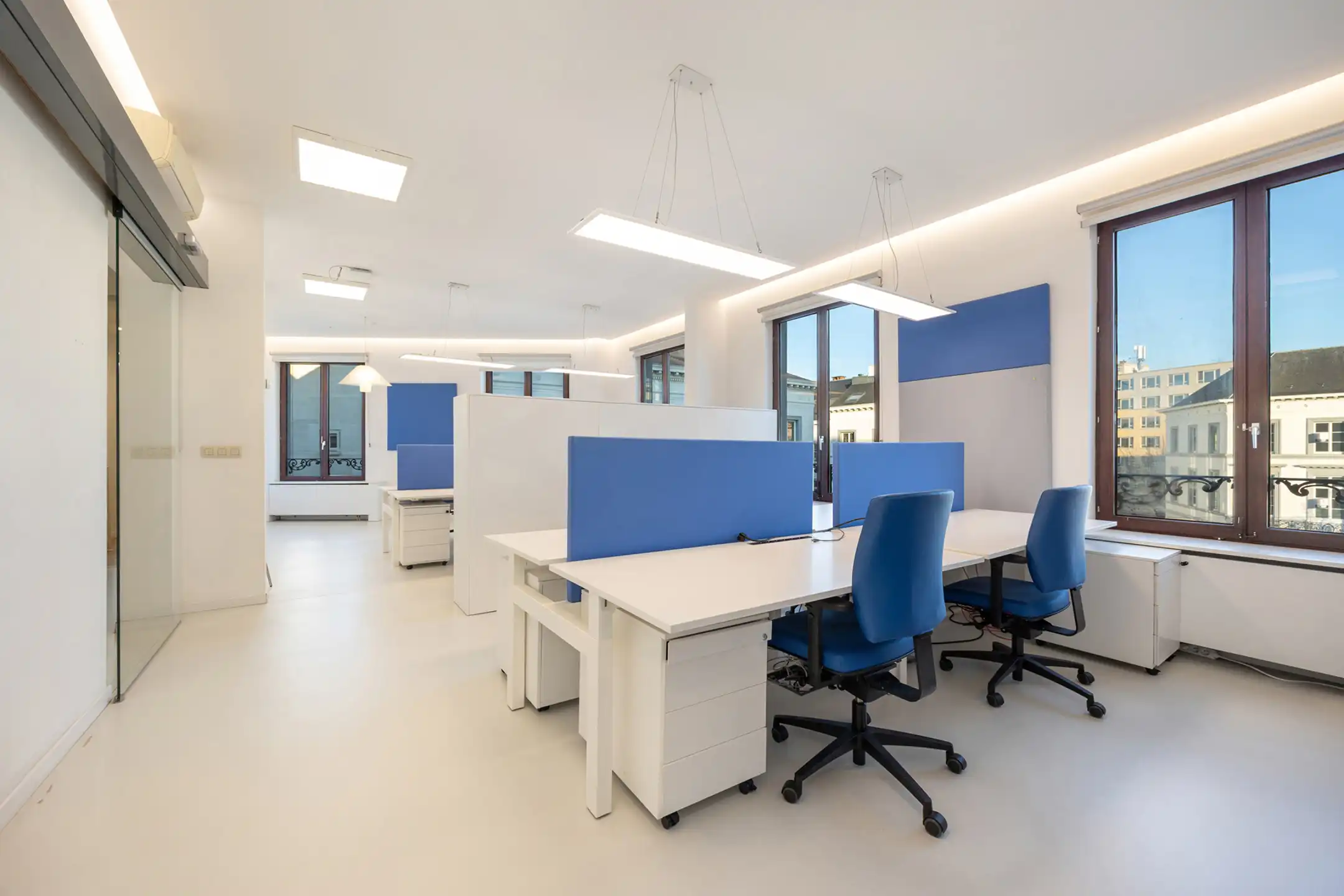 Karaktervol kantoorgebouw te huur in hartje Mechelen foto 11