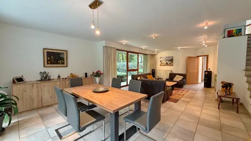 Instapklare moderne villa van 310m² op 19 are met mooie tuin foto 8