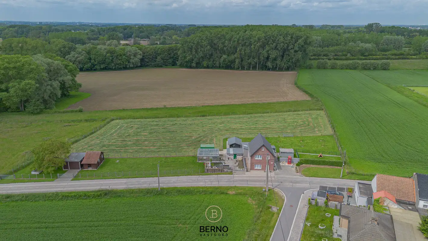 Unieke landelijke eigendom op een terrein van 6.300 m² foto 20