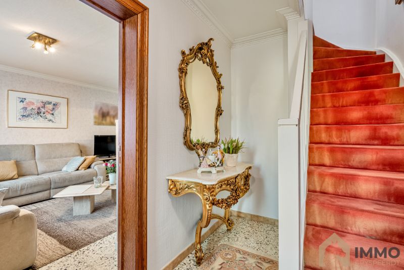 Te koop Rumbeke gezinswoning met 3 slpks, tuin, garage. foto 6