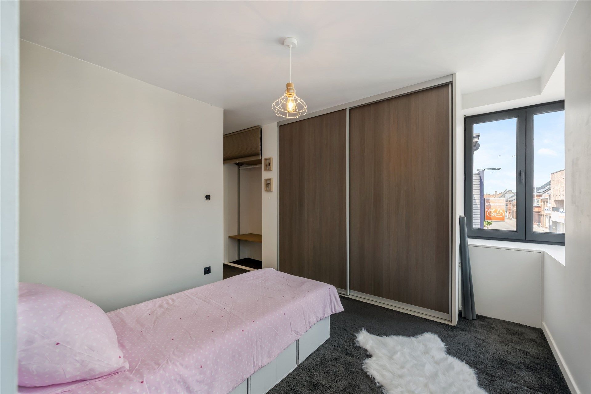 Unieke woning in lofstijl met 3 slaapkamers en dubbele garage foto 19