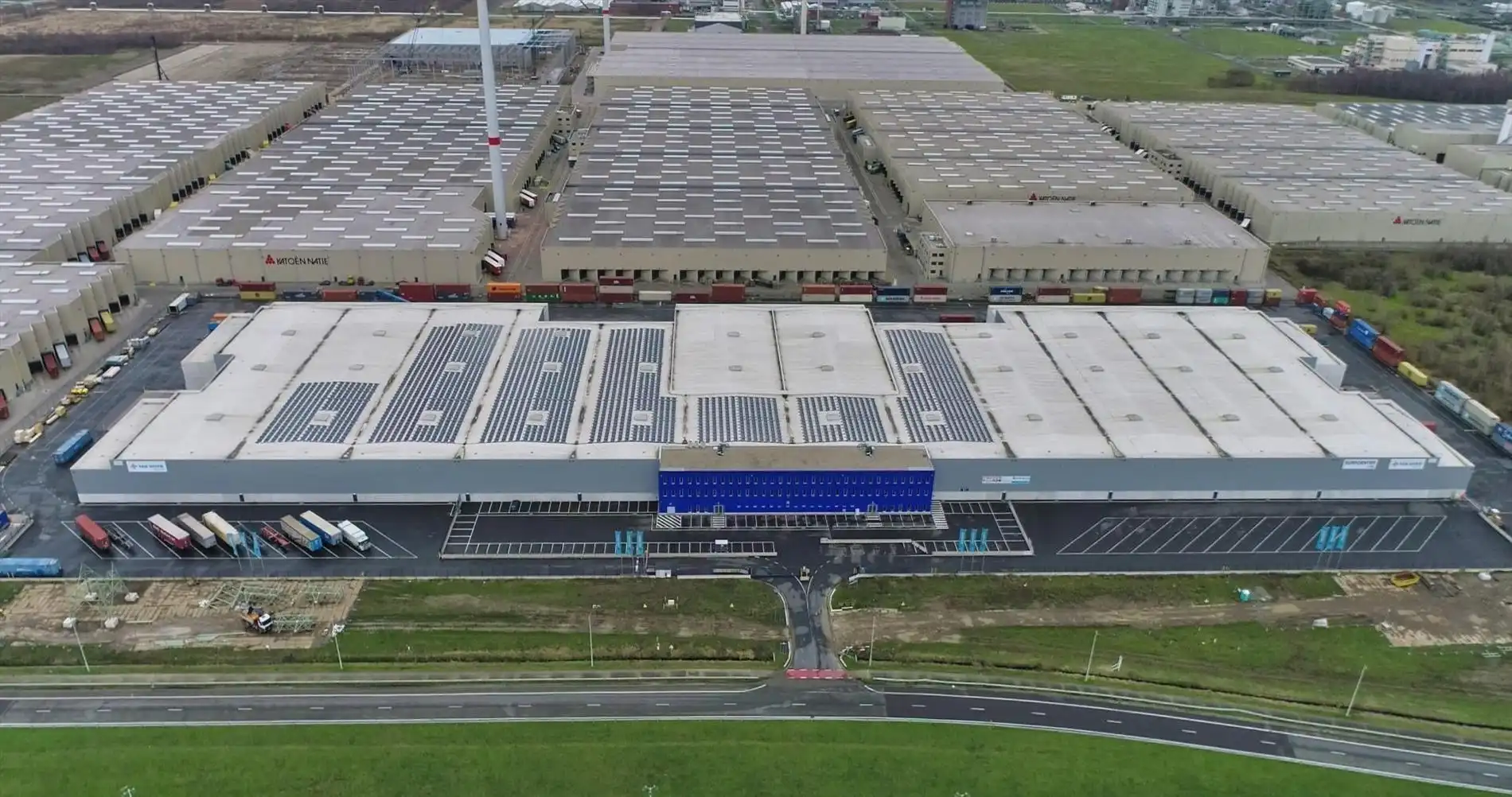 Kantoor met magazijn te huur in haven van Antwerpen linkeroever foto 10