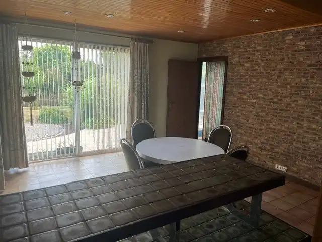 Karaktervolle woning op uitzonderlijk ruim perceel nabij het centrum van Diepenbeek! foto 12