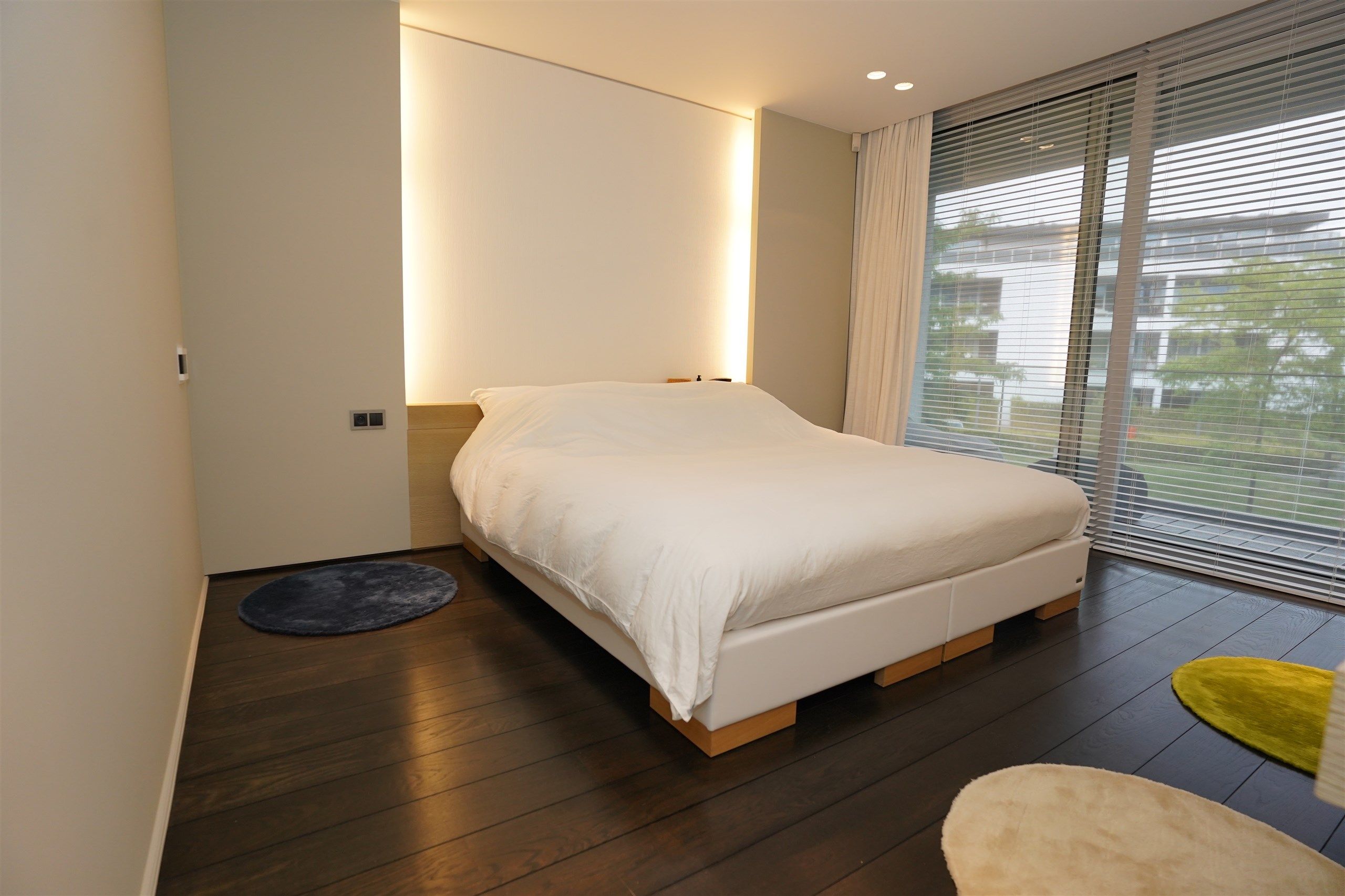 Luxeappartement met frontaal Leiezicht & voorbijglijdende bootjes foto 20
