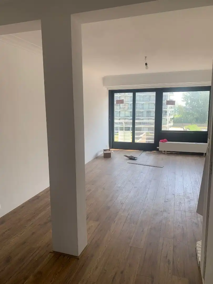 Volledig gerenoveerd én lichtrijk appartement met slaapkamer, vlak aan zee foto 11