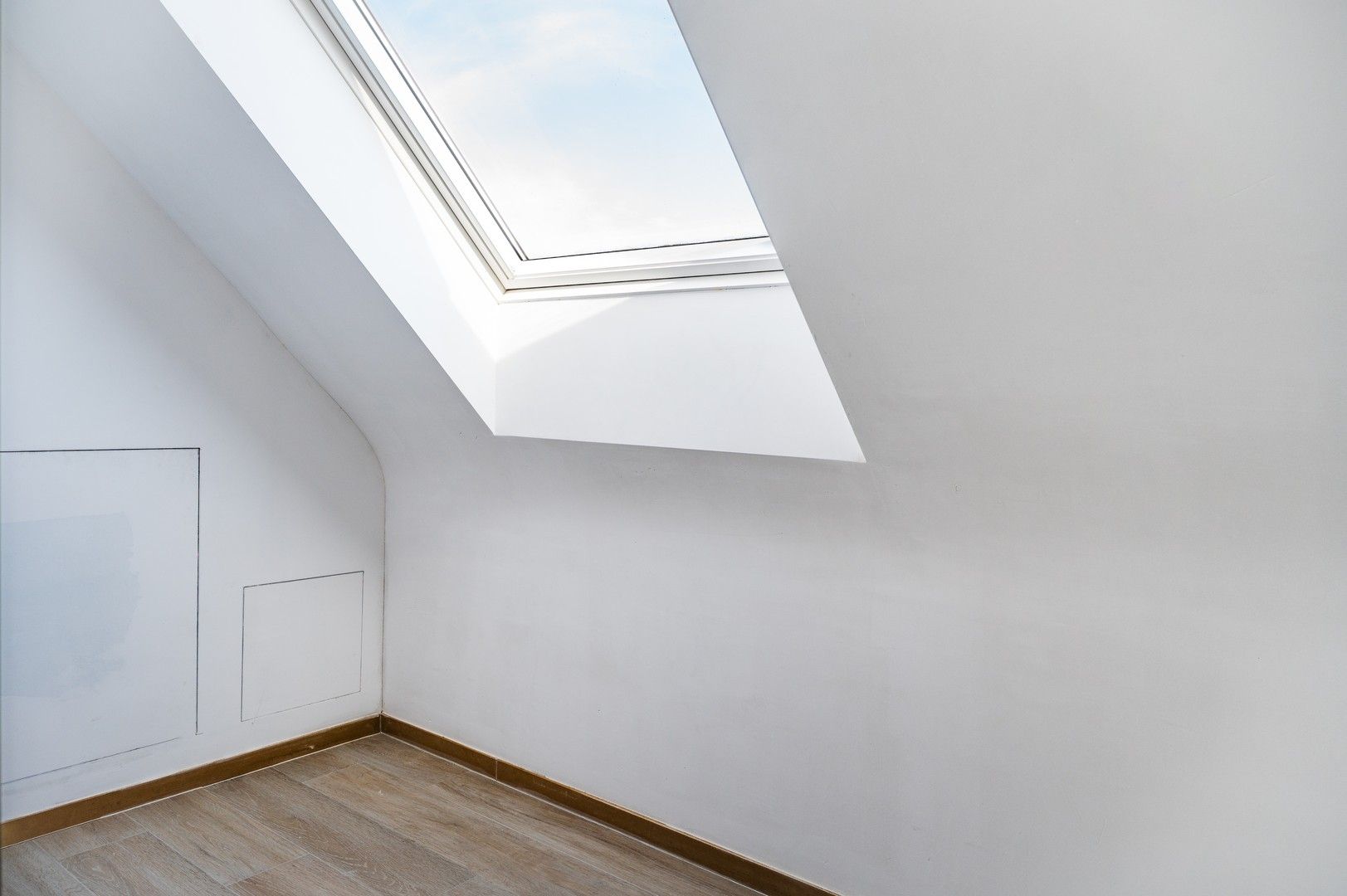 Duplex appartement met autostaanplaats te Zwijndrecht foto 14