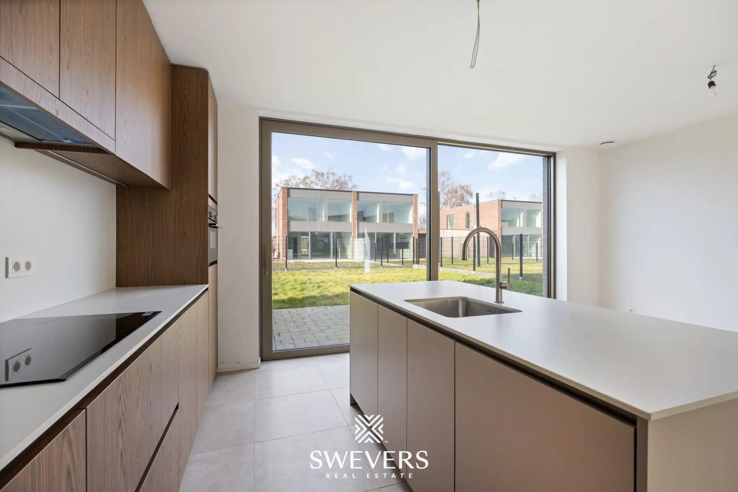 Instapklare nieuwbouwwoning (2025) met doordachte indeling, terras en uitstekende bereikbaarheid foto 11