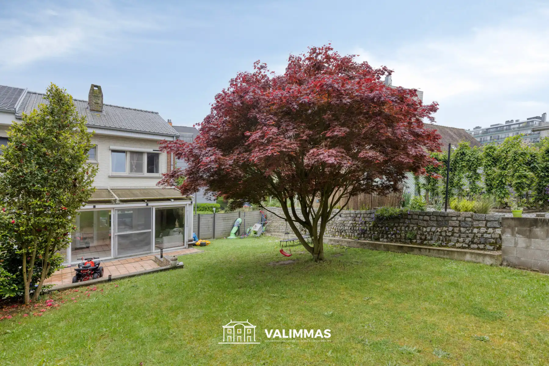 Centrum: verzorgde driegevelwoning met garage en mooie tuin foto 10