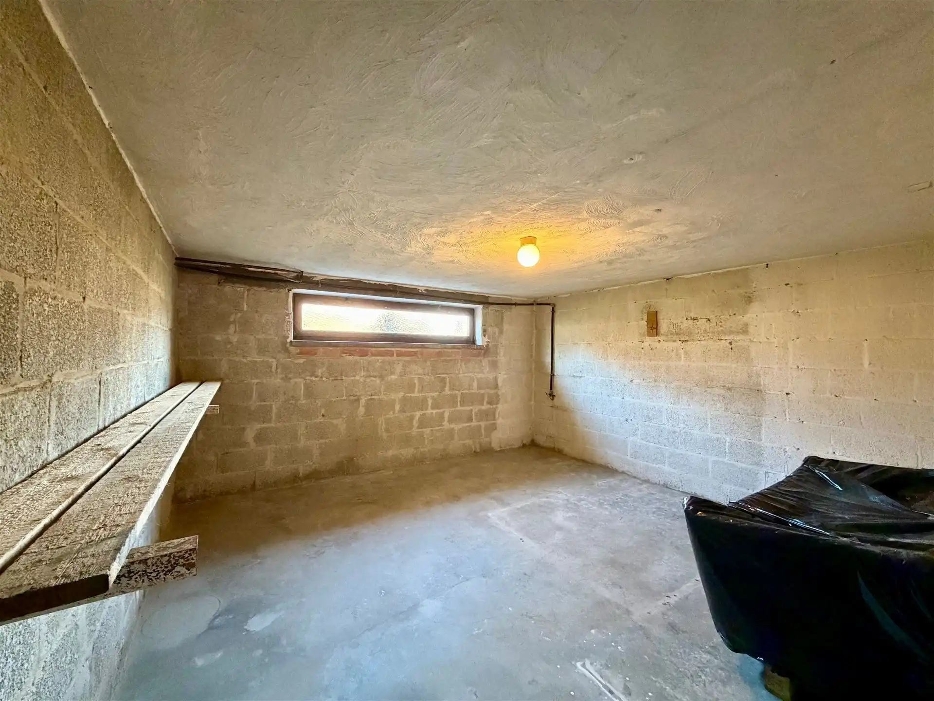 Ruime gezinswoning met 5 slaapkamers foto 26