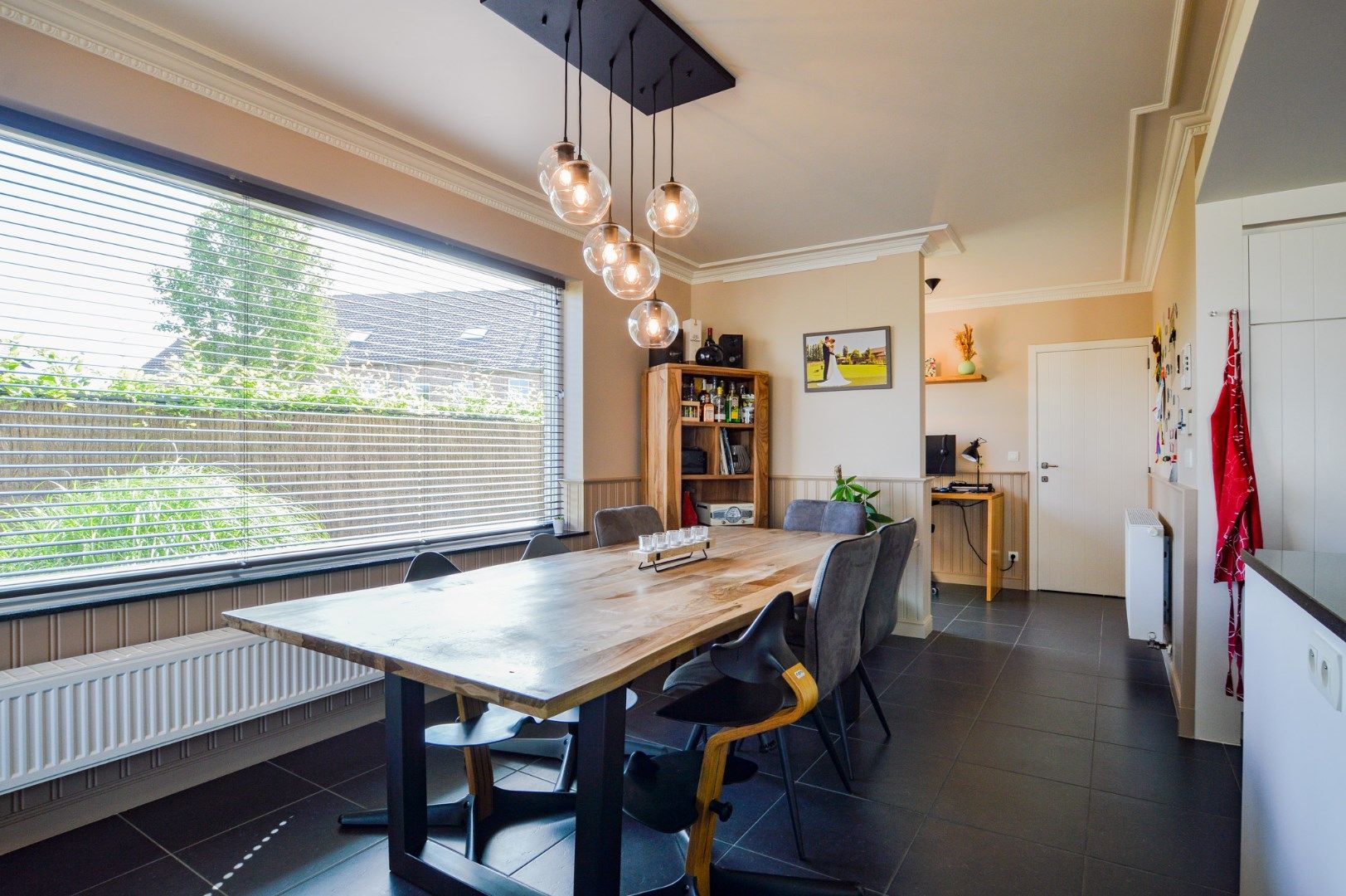 Ruime gezinswoning op een perceel van 1.131m² foto 9