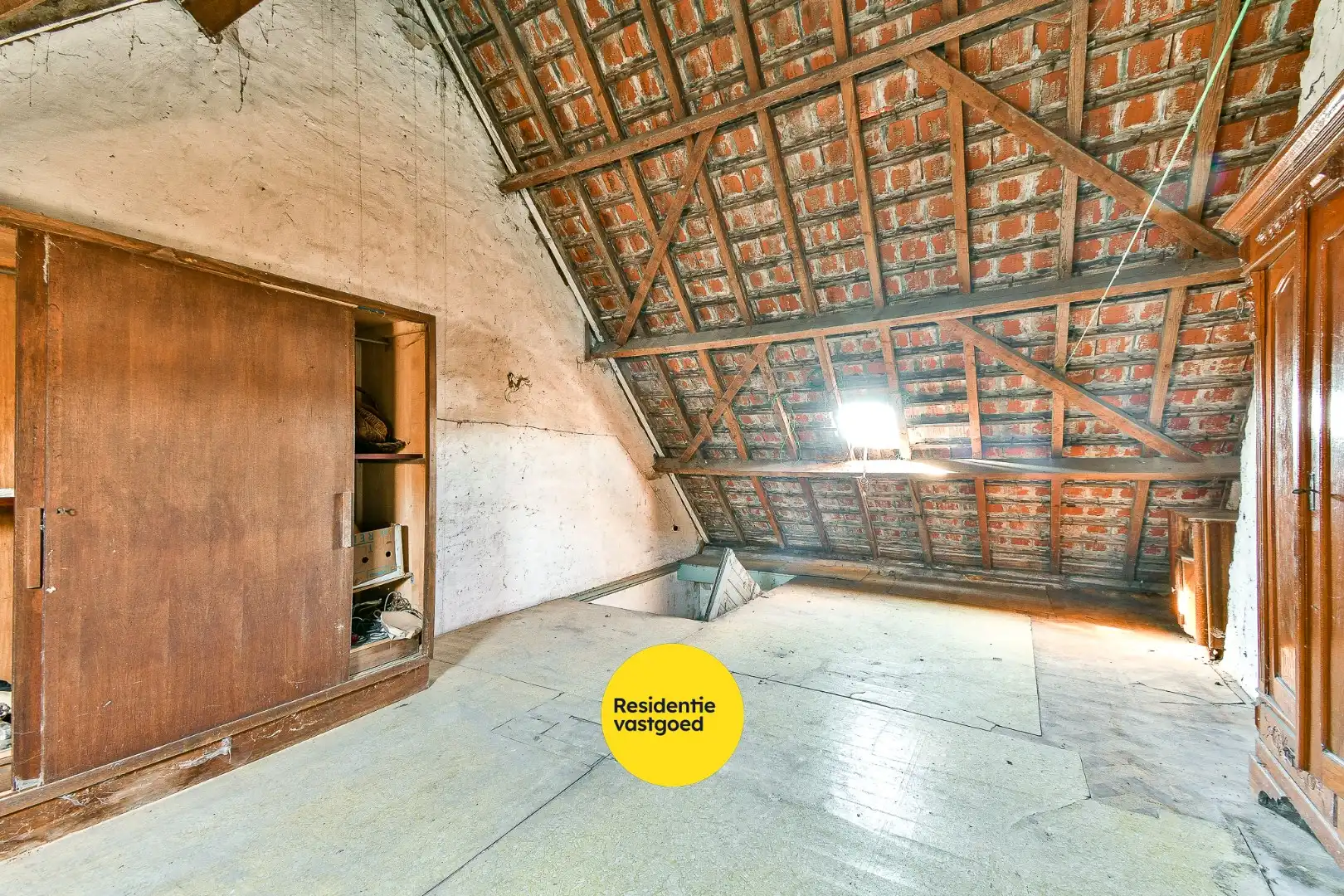 Te renoveren woning op rustige en centrale ligging foto 11