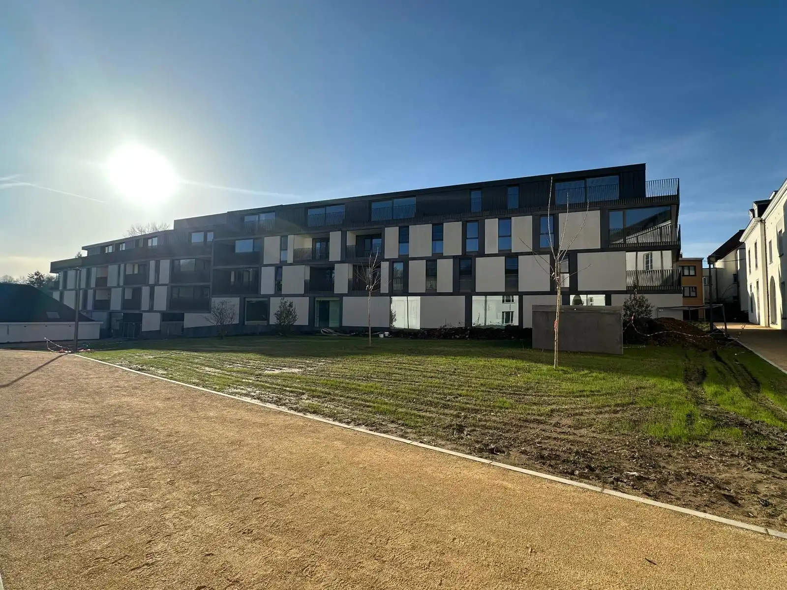 Appartement te huur foto {{pictureIndex}}