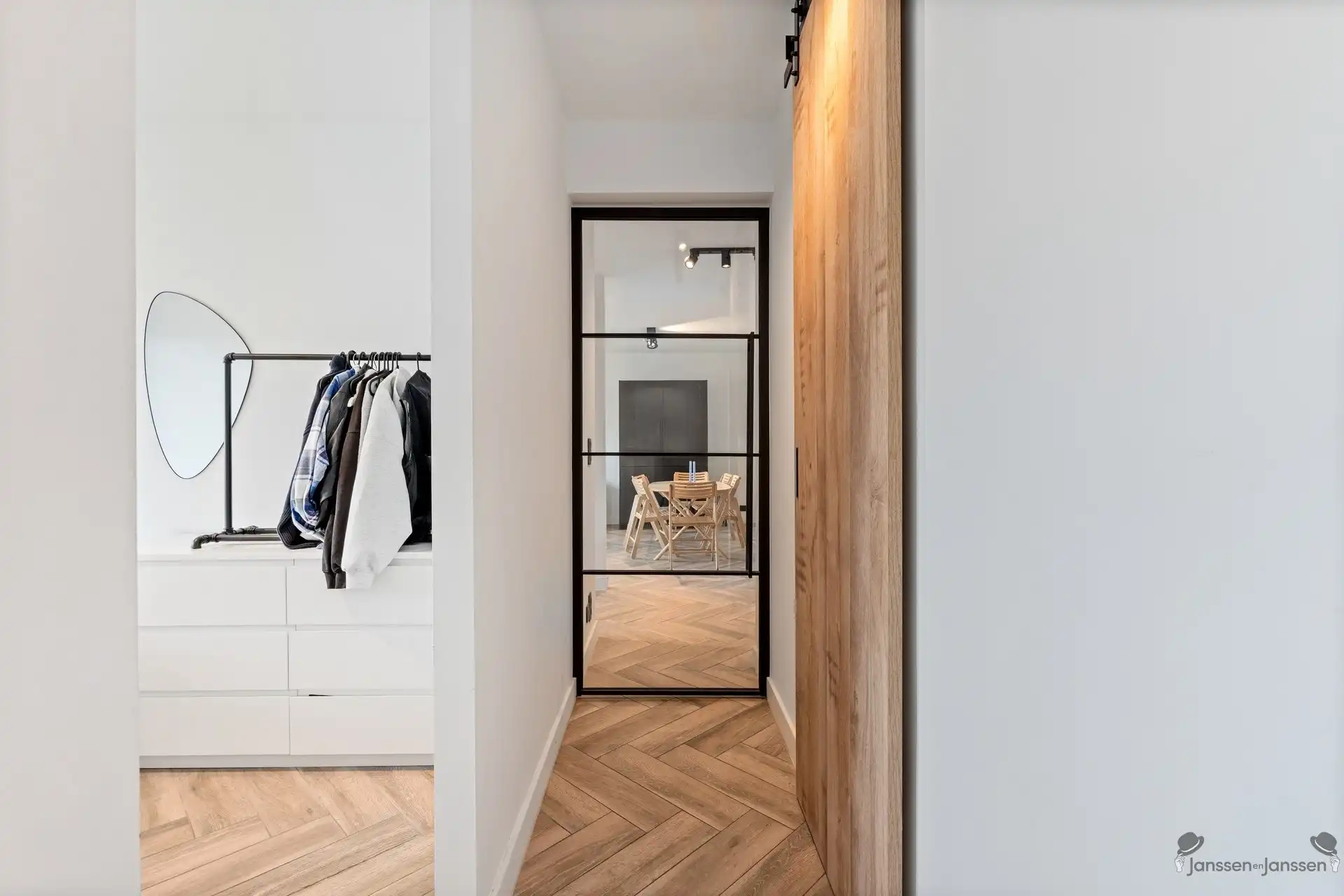 Gerenoveerd appartement  foto 14