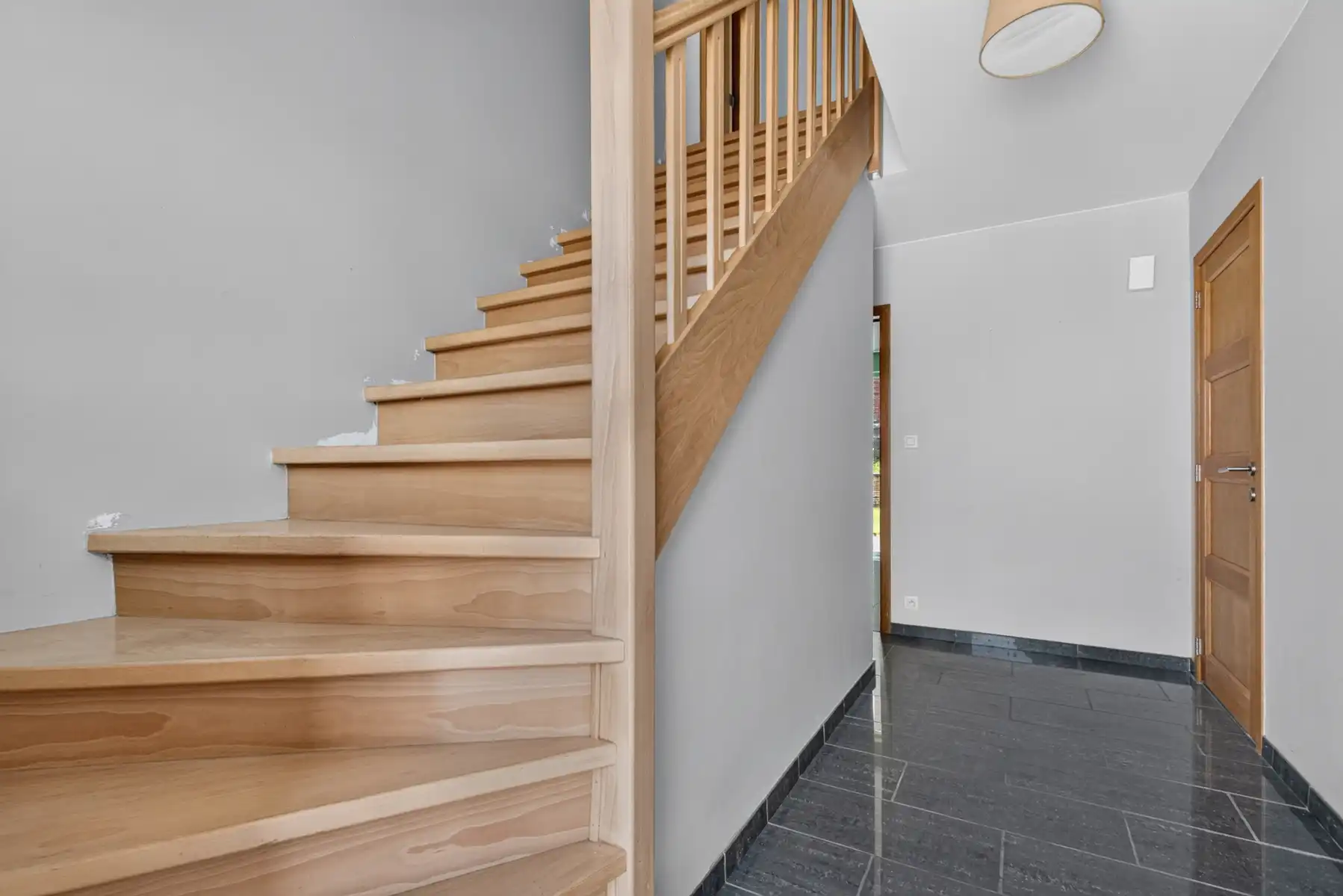 INSTAPKLARE WONING + 3 SLK + TERRAS + TUIN + KELDER + GARAGE foto 12