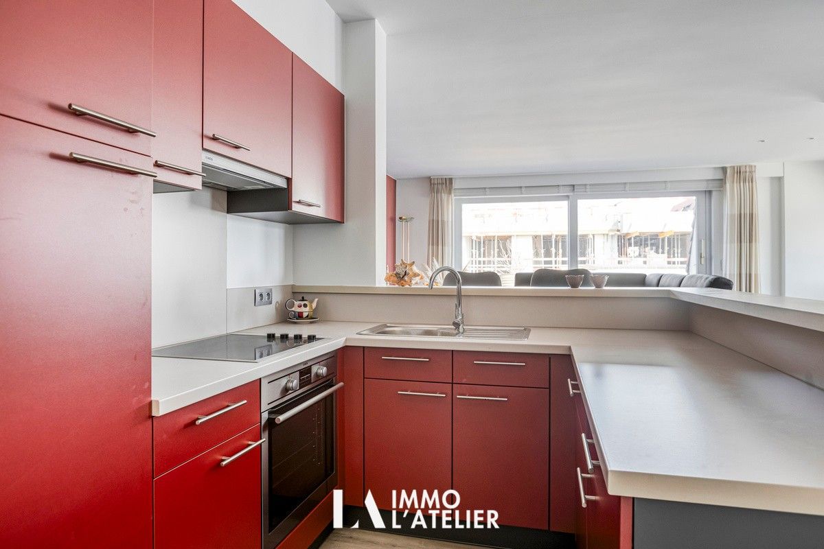 Vernieuwd 1-slaapkamerappartement met groot terras te Nieuwpoort. foto 10