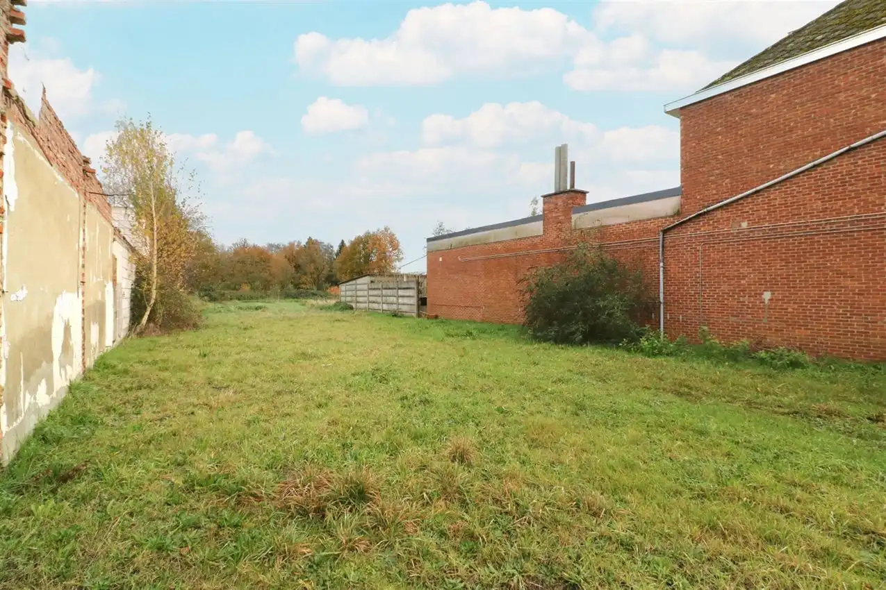 Met agrarisch uitzicht achteraan foto 7