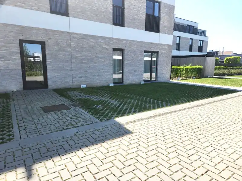 Prachtig nieuwbouwappartement met 2 slaapkamers TE HUUR in Wielsbeke! foto 12