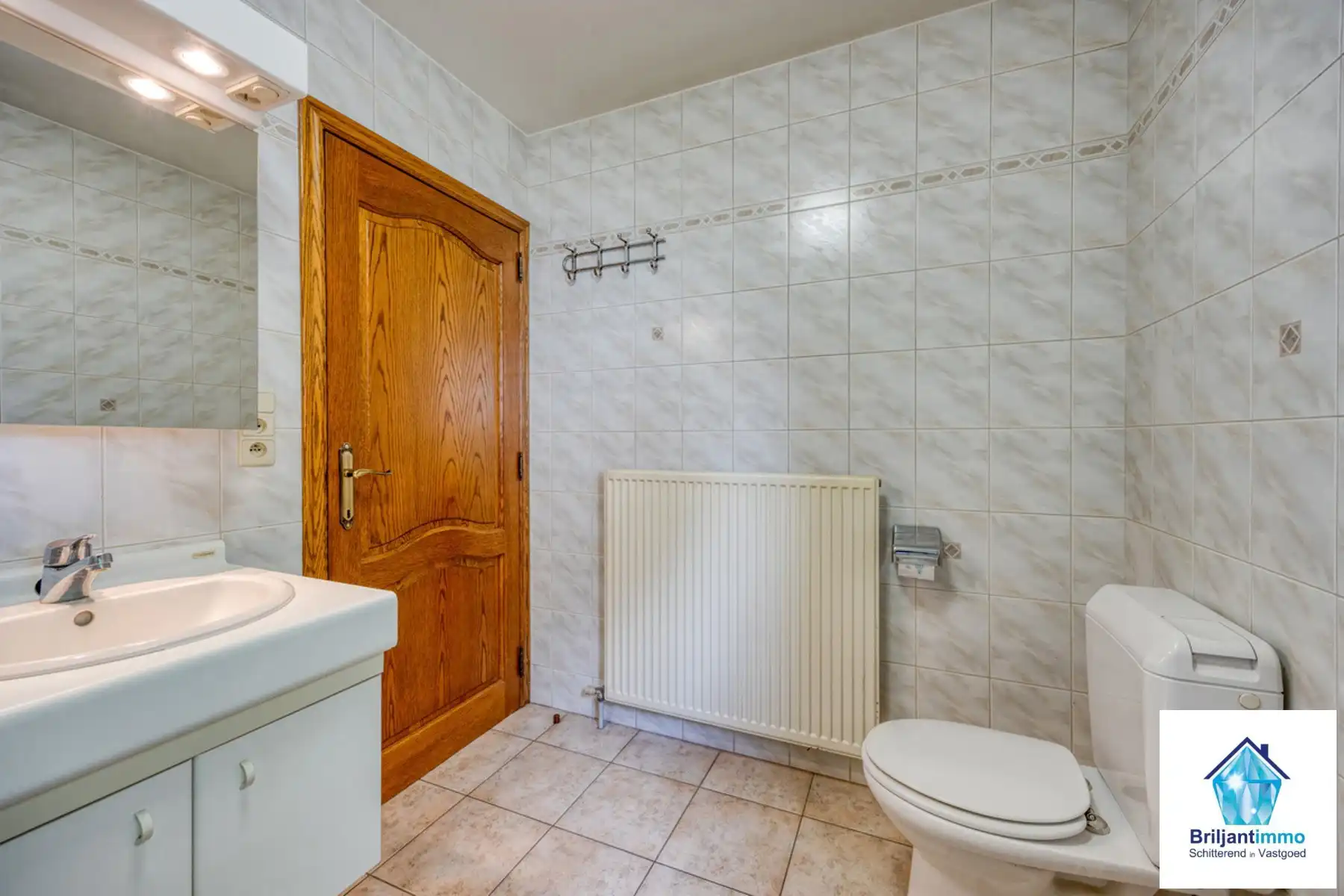 Gelijkvloers wonen met 3 slp, inpandige garage & toffe tuin foto 15